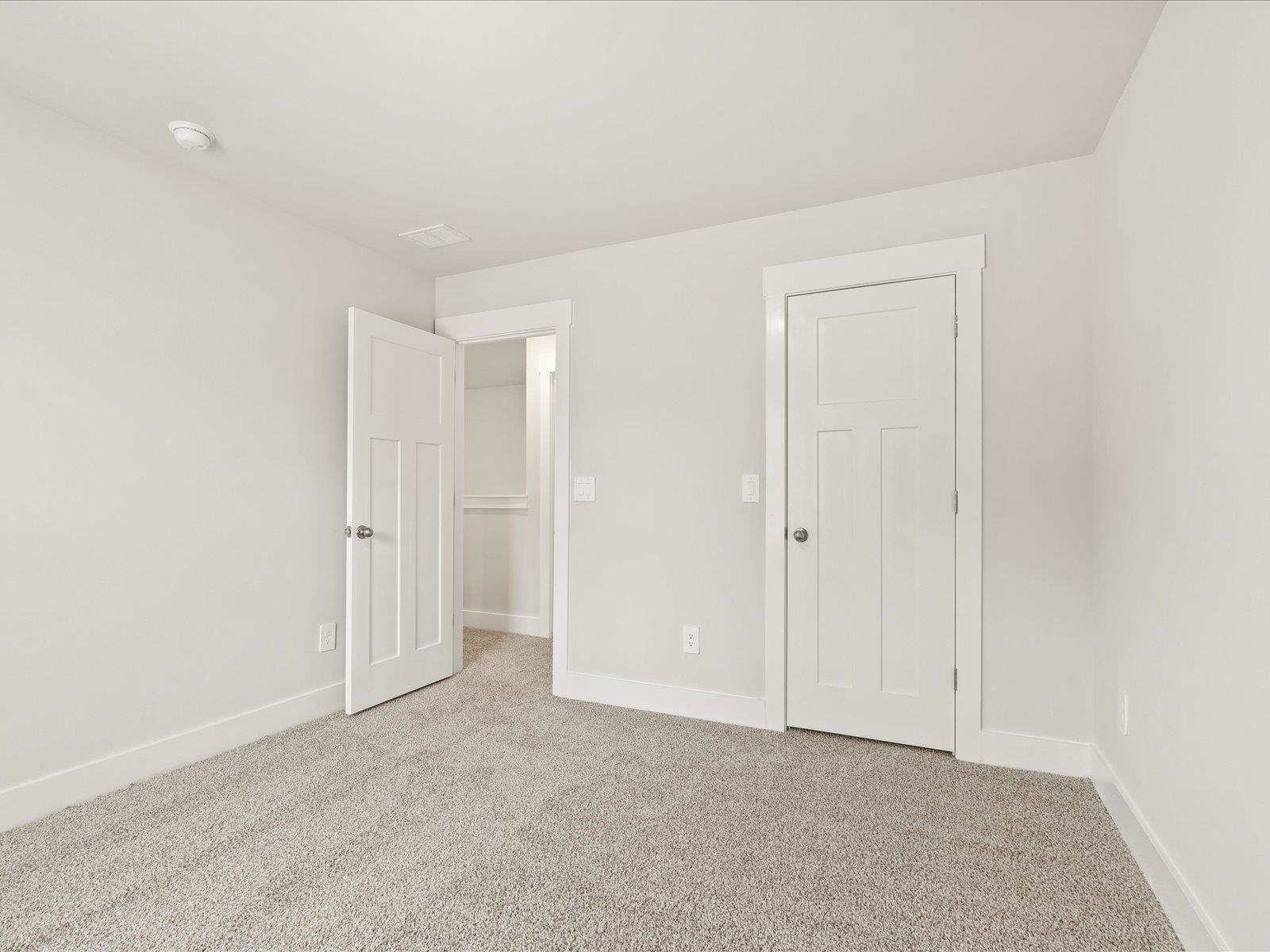 763 Burghley Circle Property Photo 24