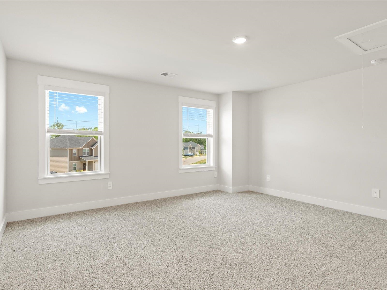 763 Burghley Circle Property Photo 29