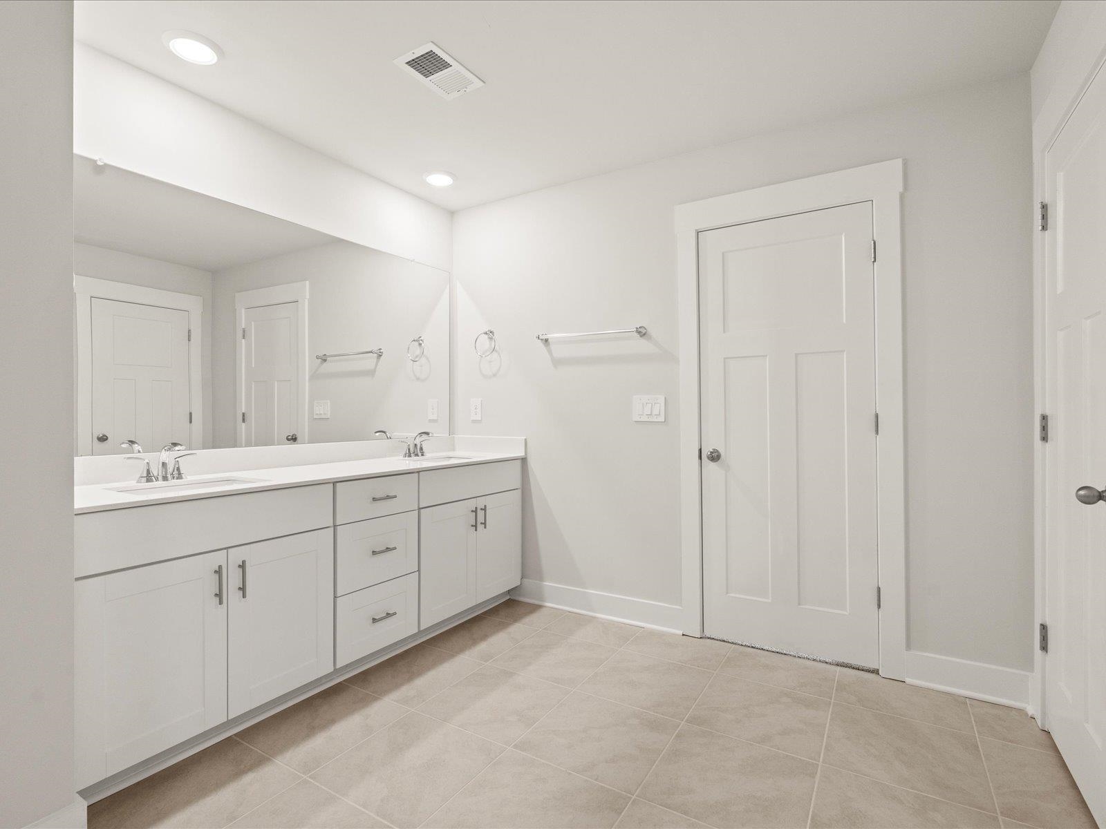763 Burghley Circle Property Photo 31