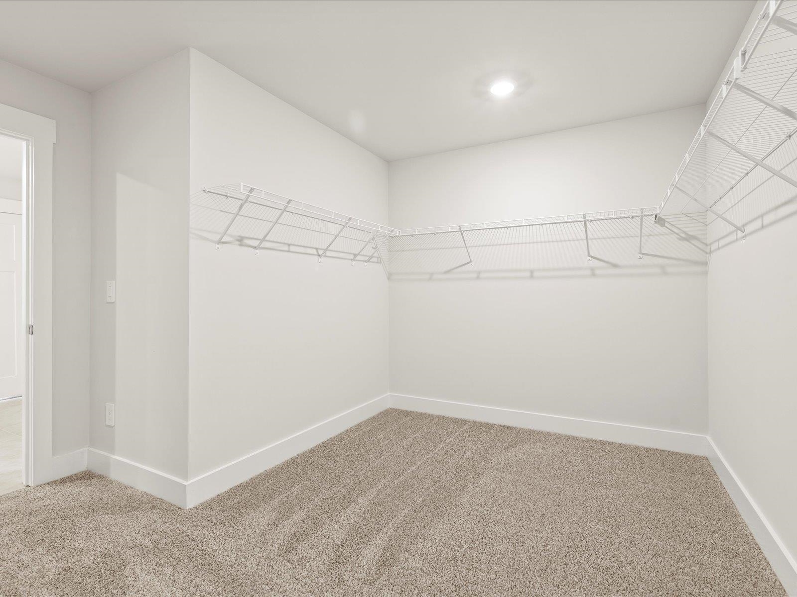 763 Burghley Circle Property Photo 34
