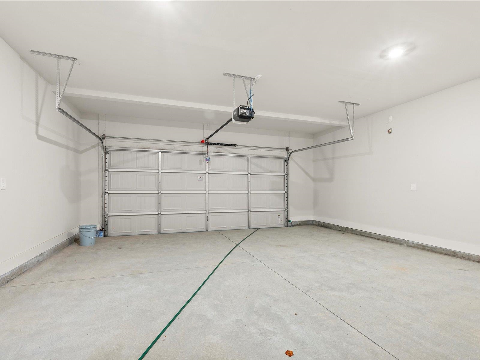 763 Burghley Circle Property Photo 38