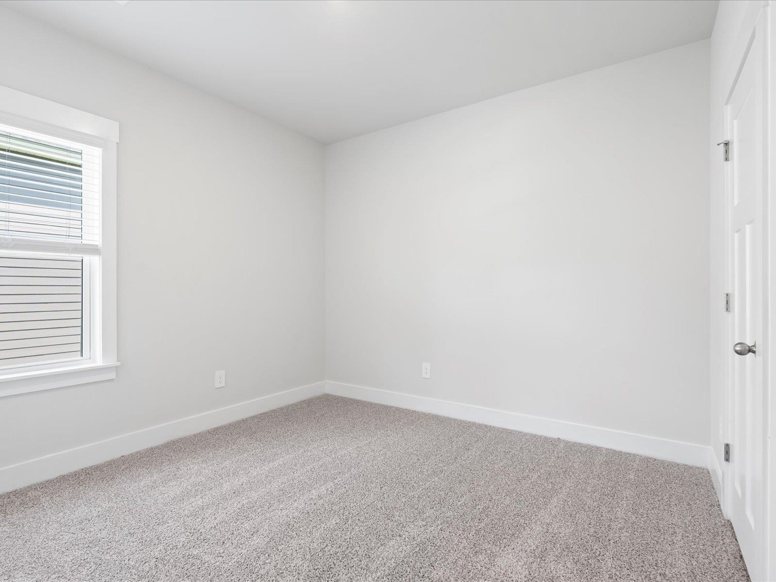 775 Burghley Circle Property Photo 8