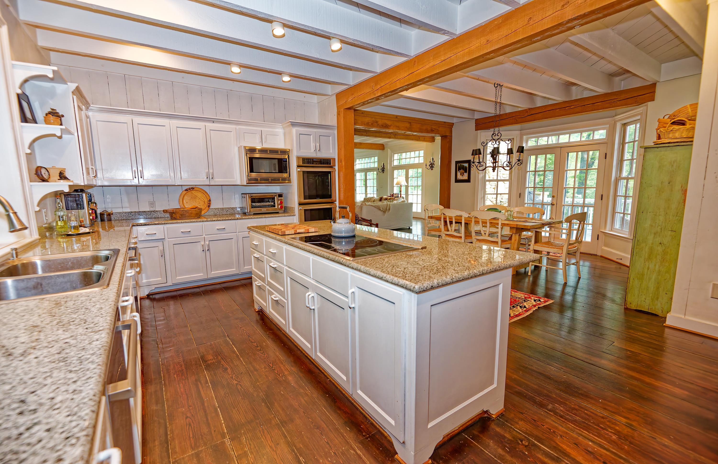 735 Jackson Grove Road Property Photo 10