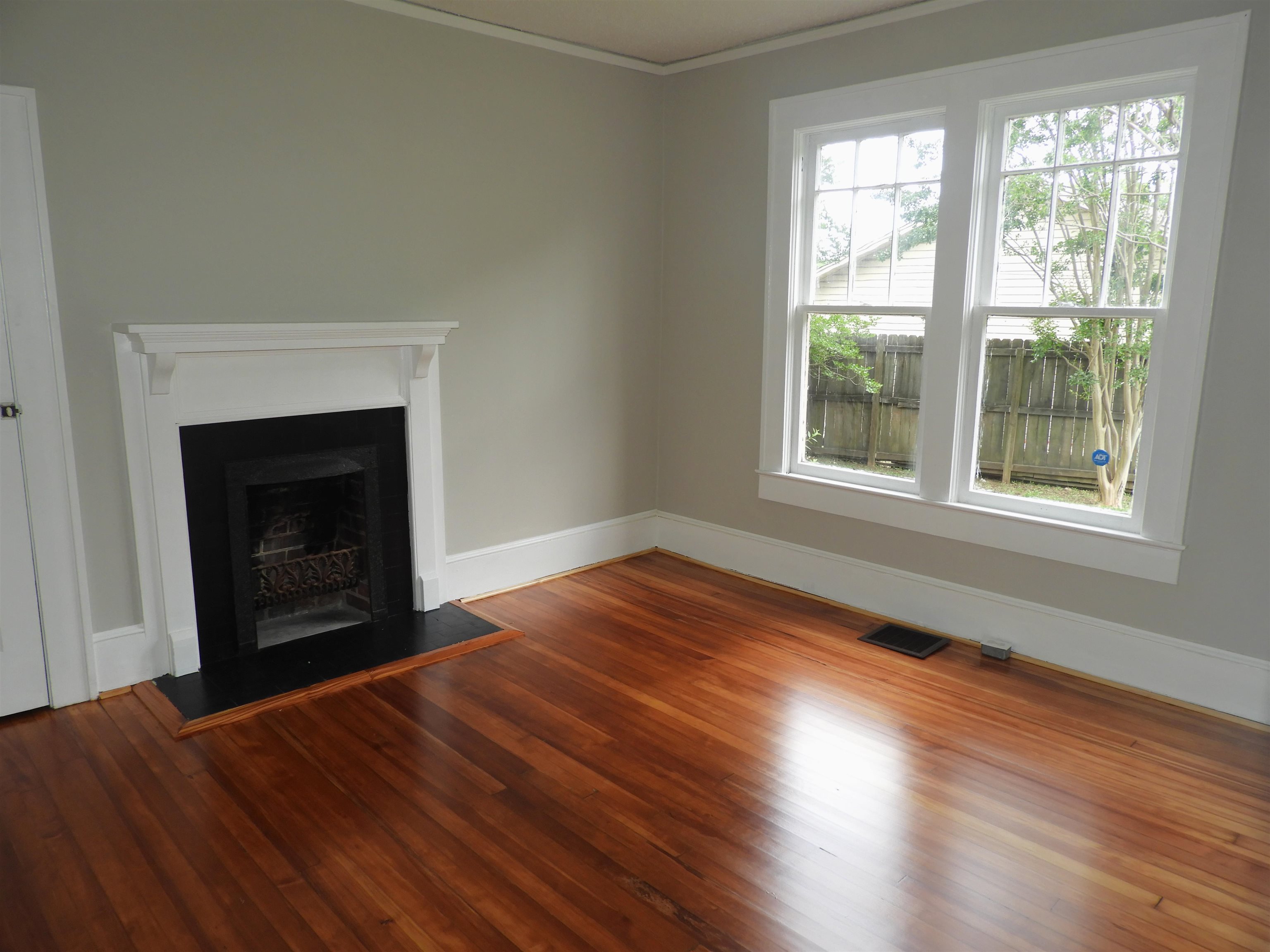 823 W. Smith Street Property Photo 7