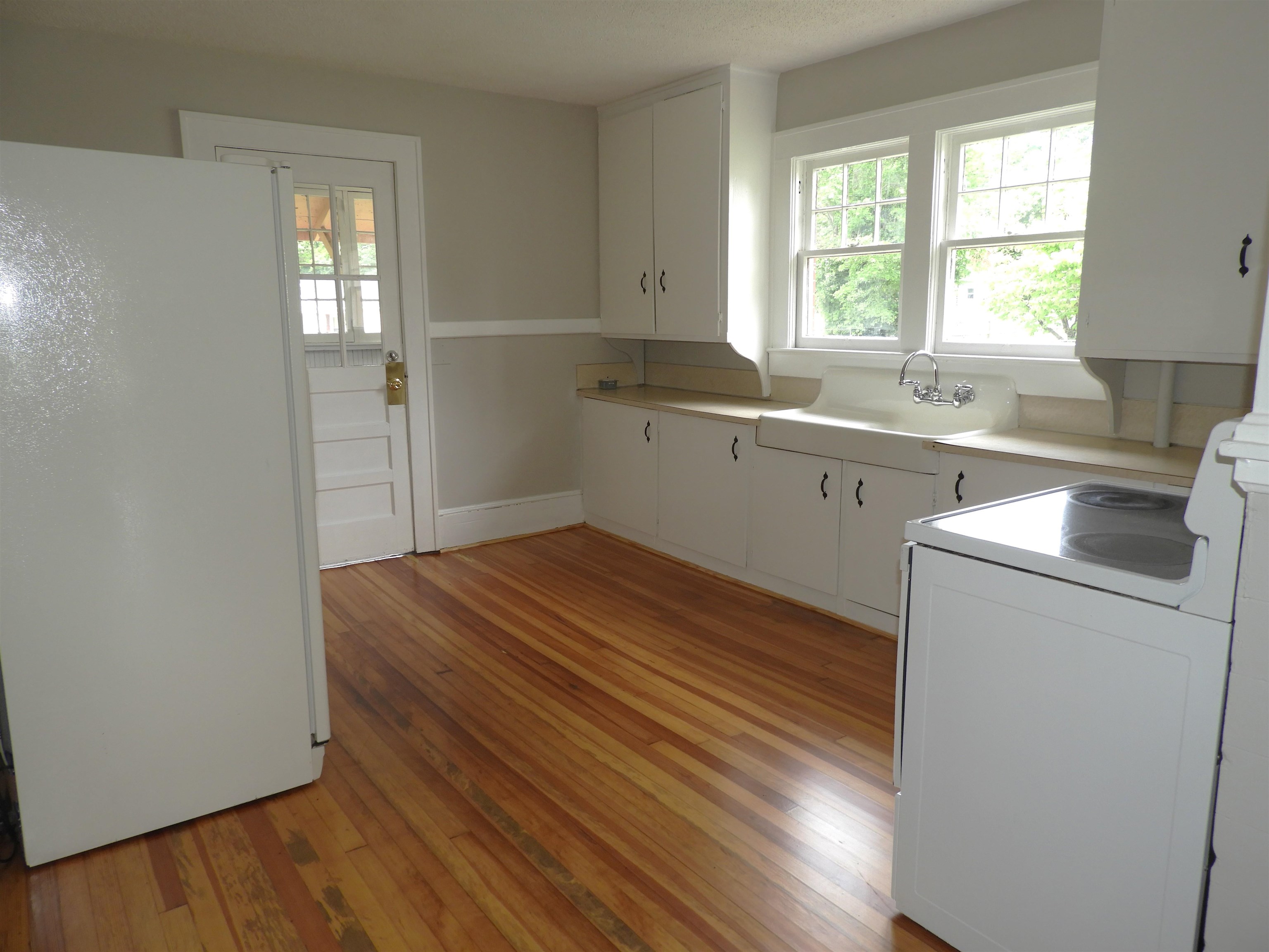 823 W. Smith Street Property Photo 9