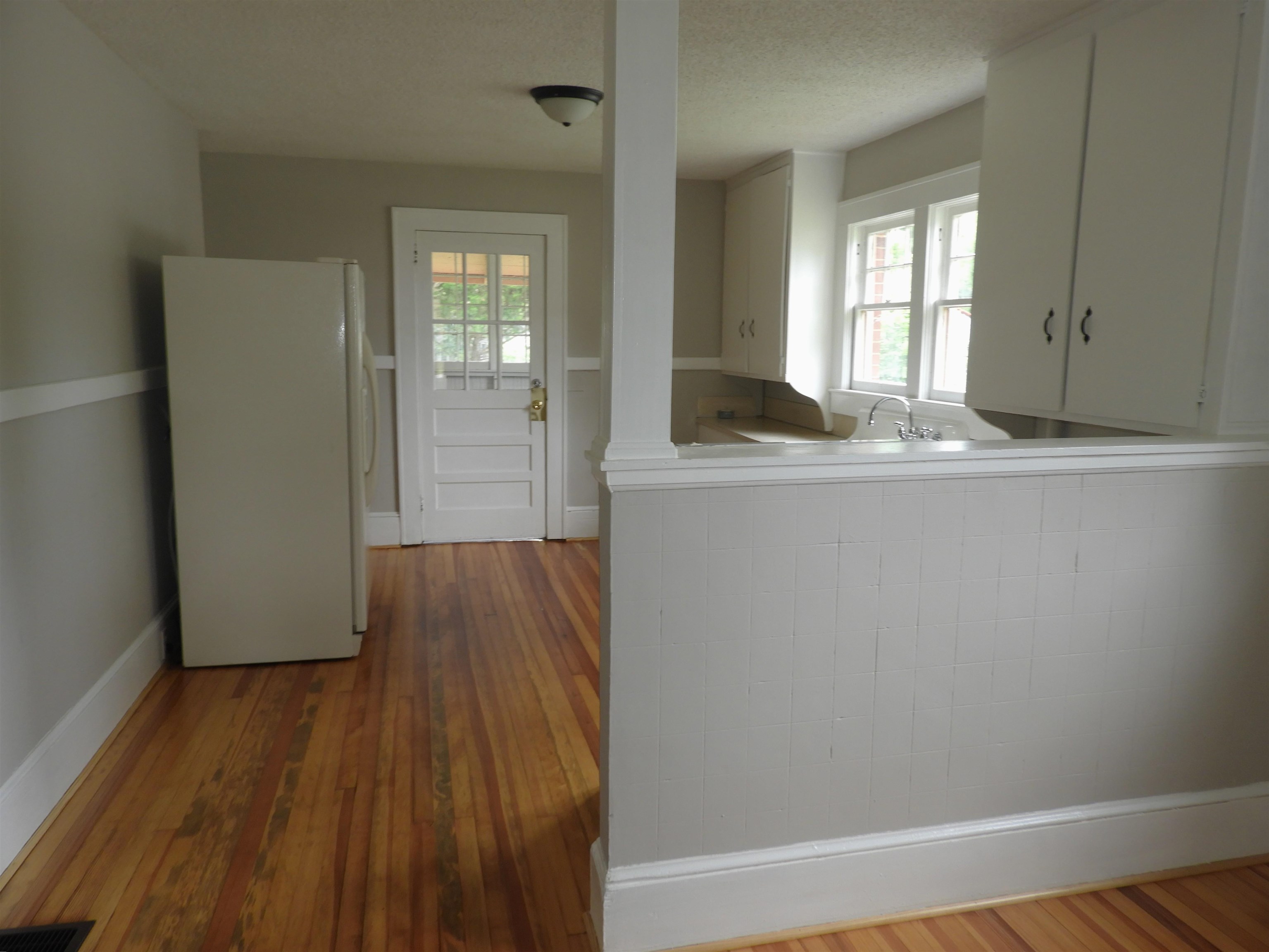 823 W. Smith Street Property Photo 10