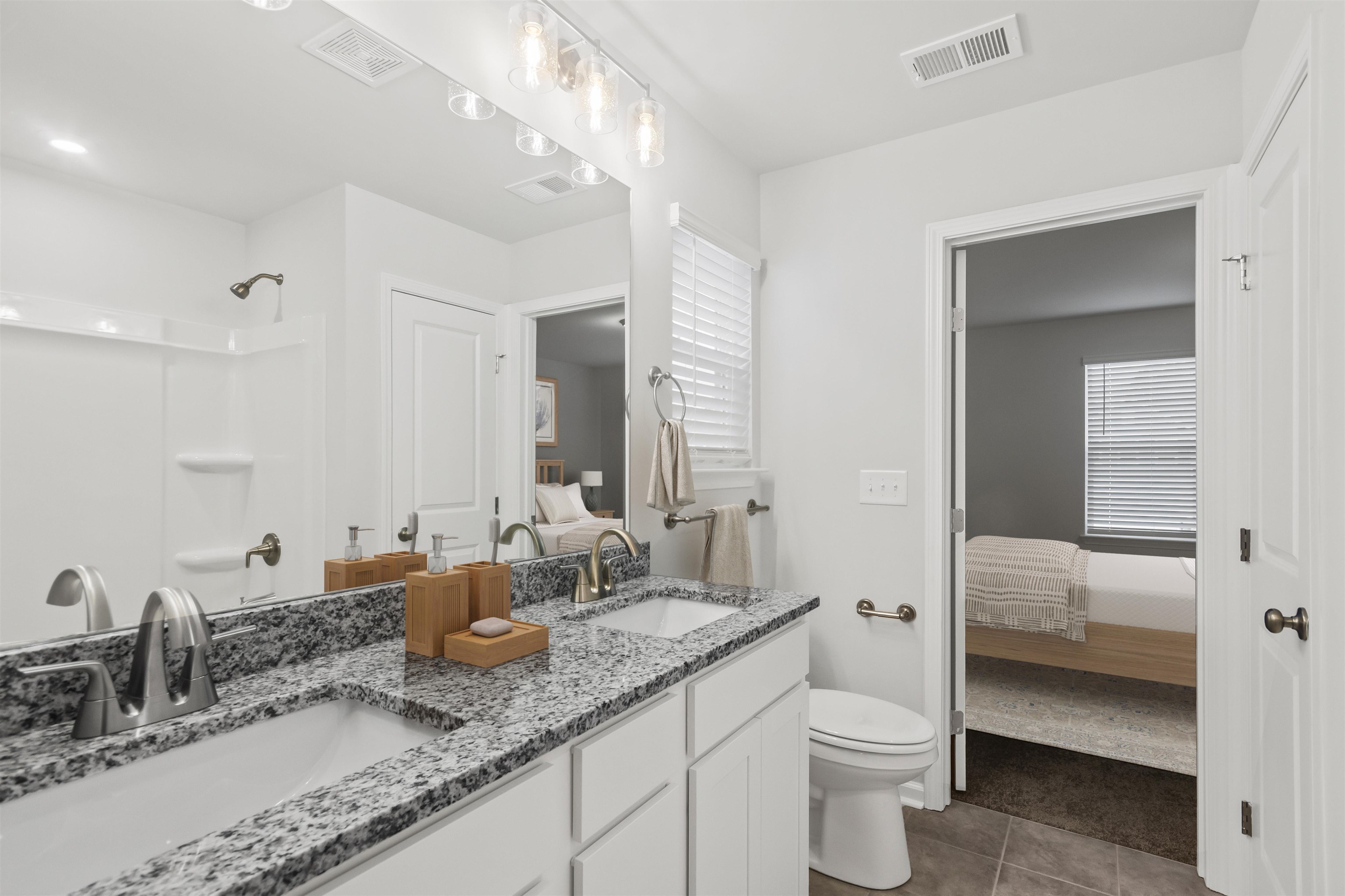 1804 Berkshire Lane Property Photo 3