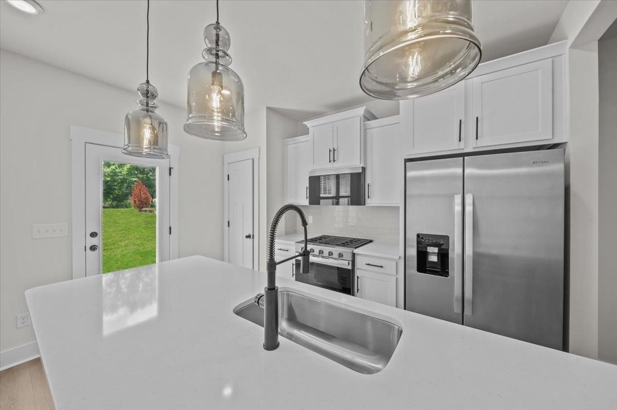 537 W Norvell Court Property Photo 6
