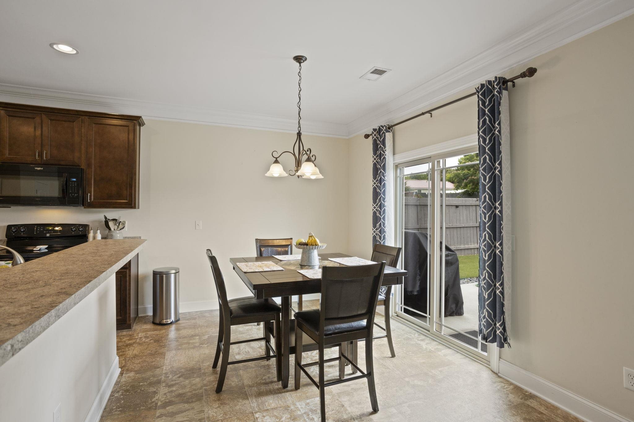 17 Penrith Court Property Photo 9