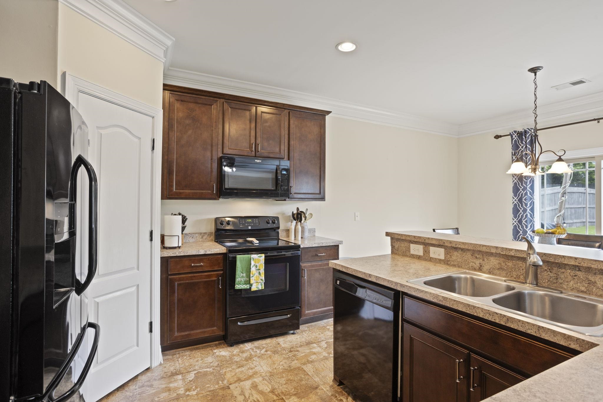 17 Penrith Court Property Photo 13