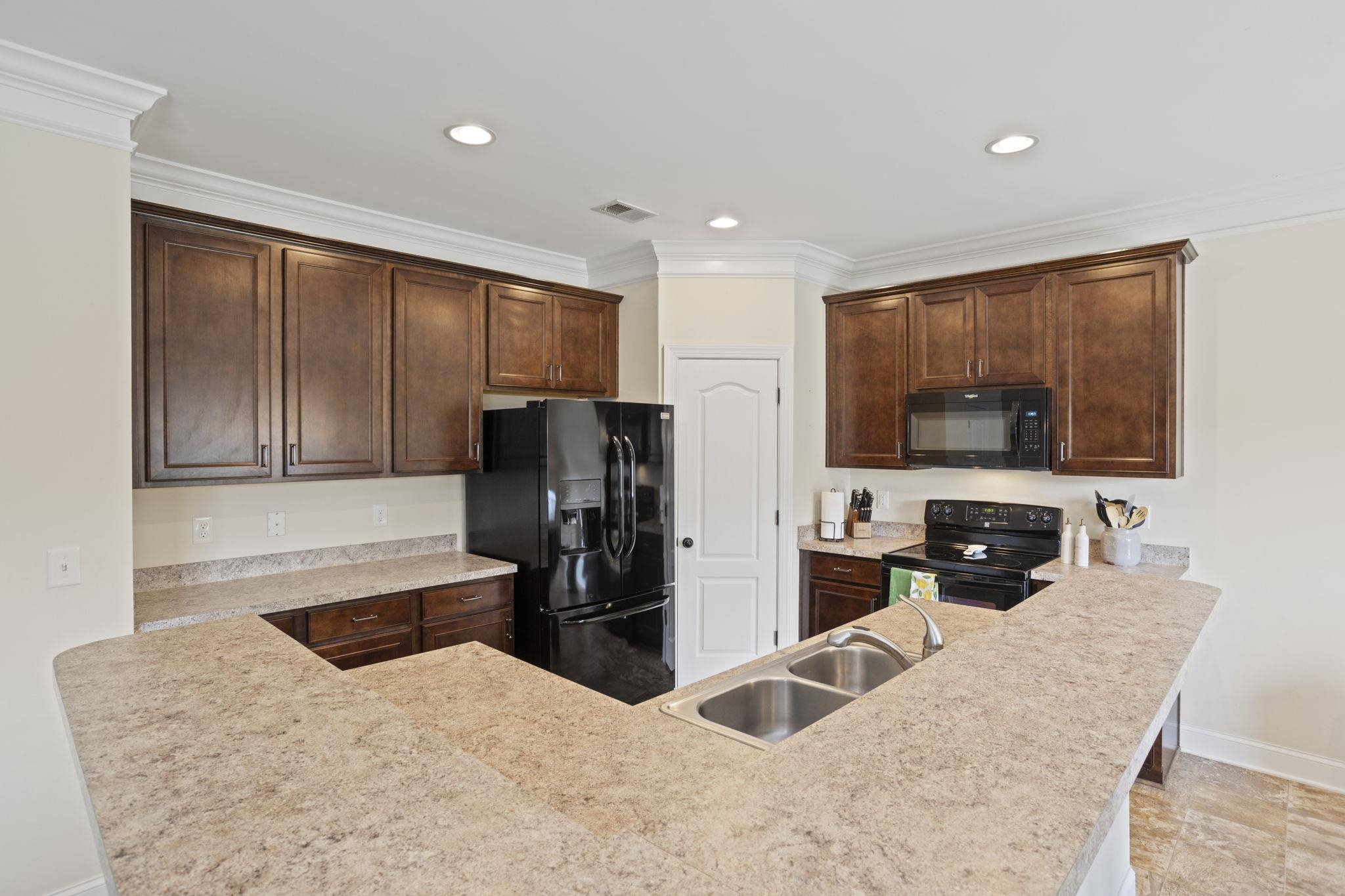 17 Penrith Court Property Photo 15