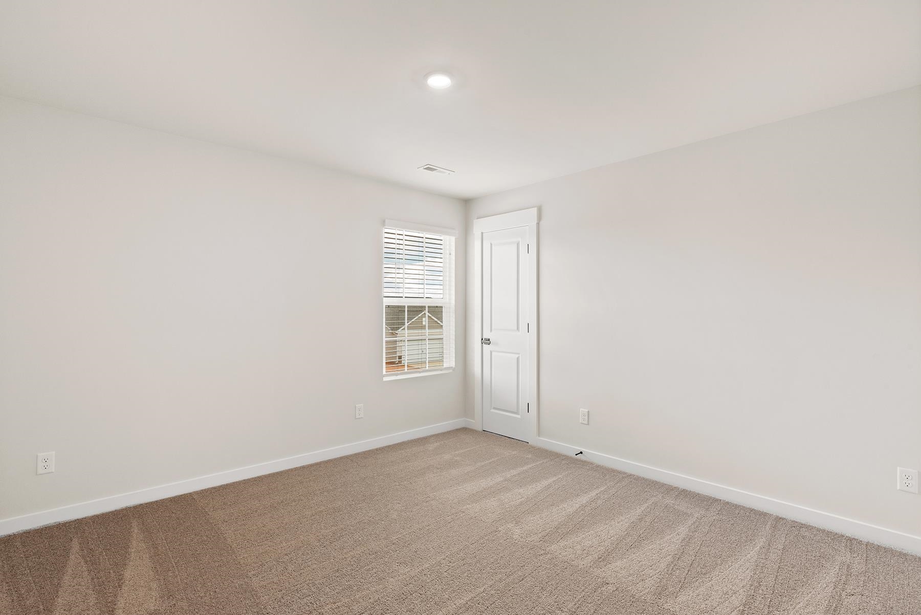 1228 Crested Iris Street Property Photo 17