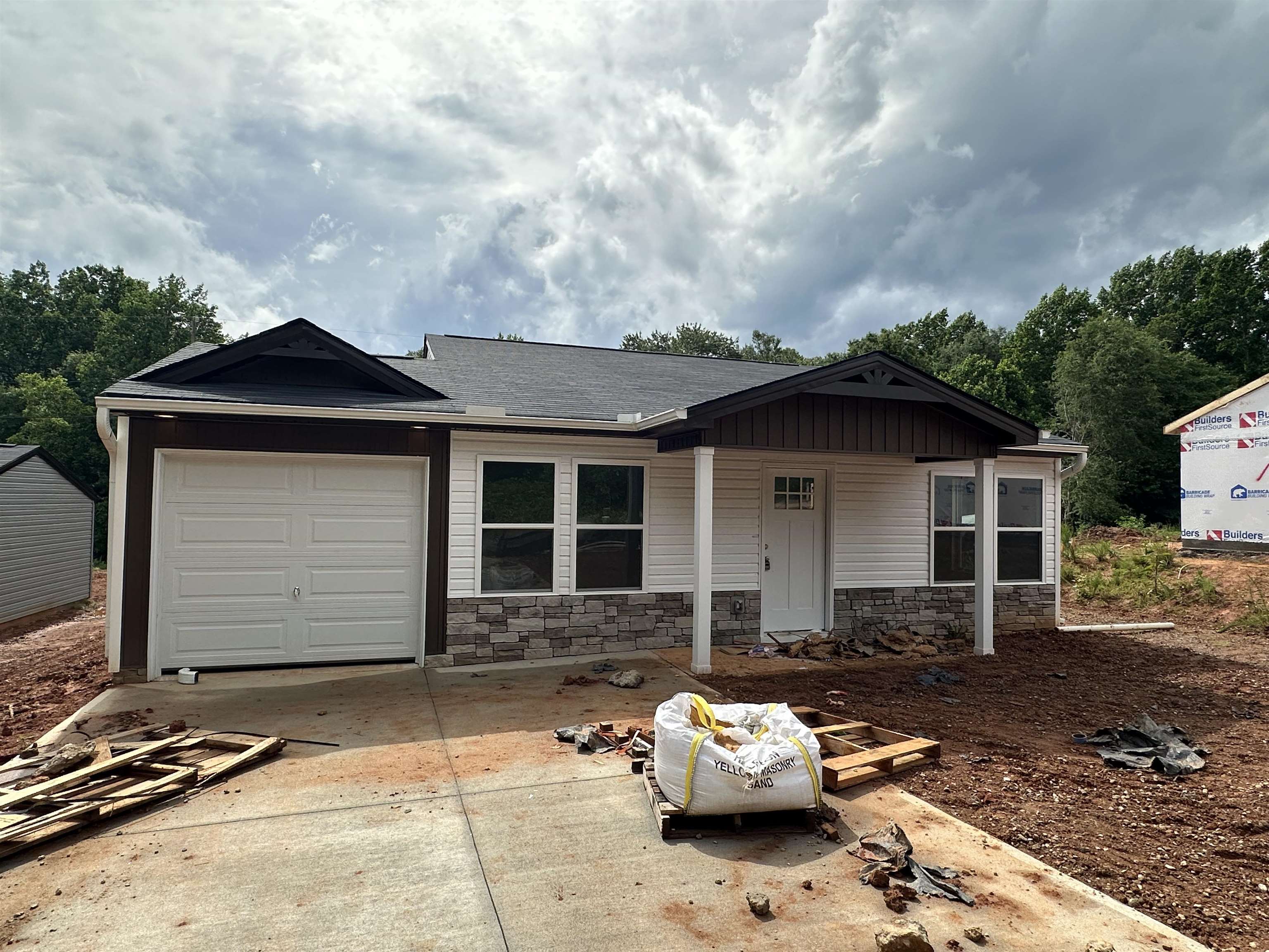 193 Ohio Street Property Photo 1