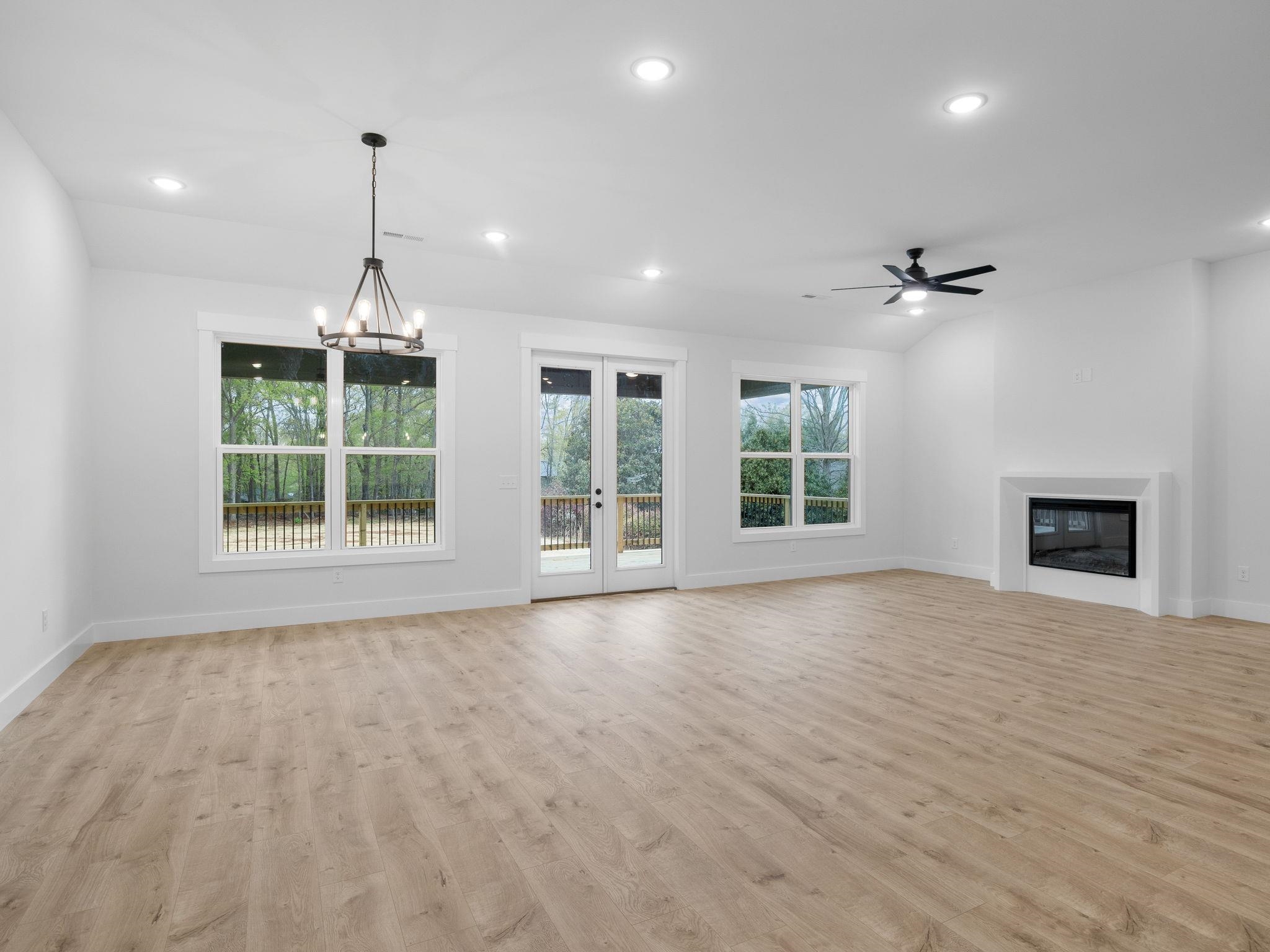 972 Nantahala Drive Property Photo 6