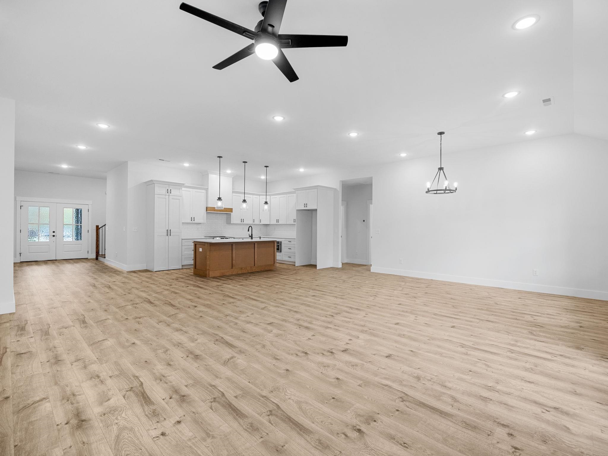 972 Nantahala Drive Property Photo 14