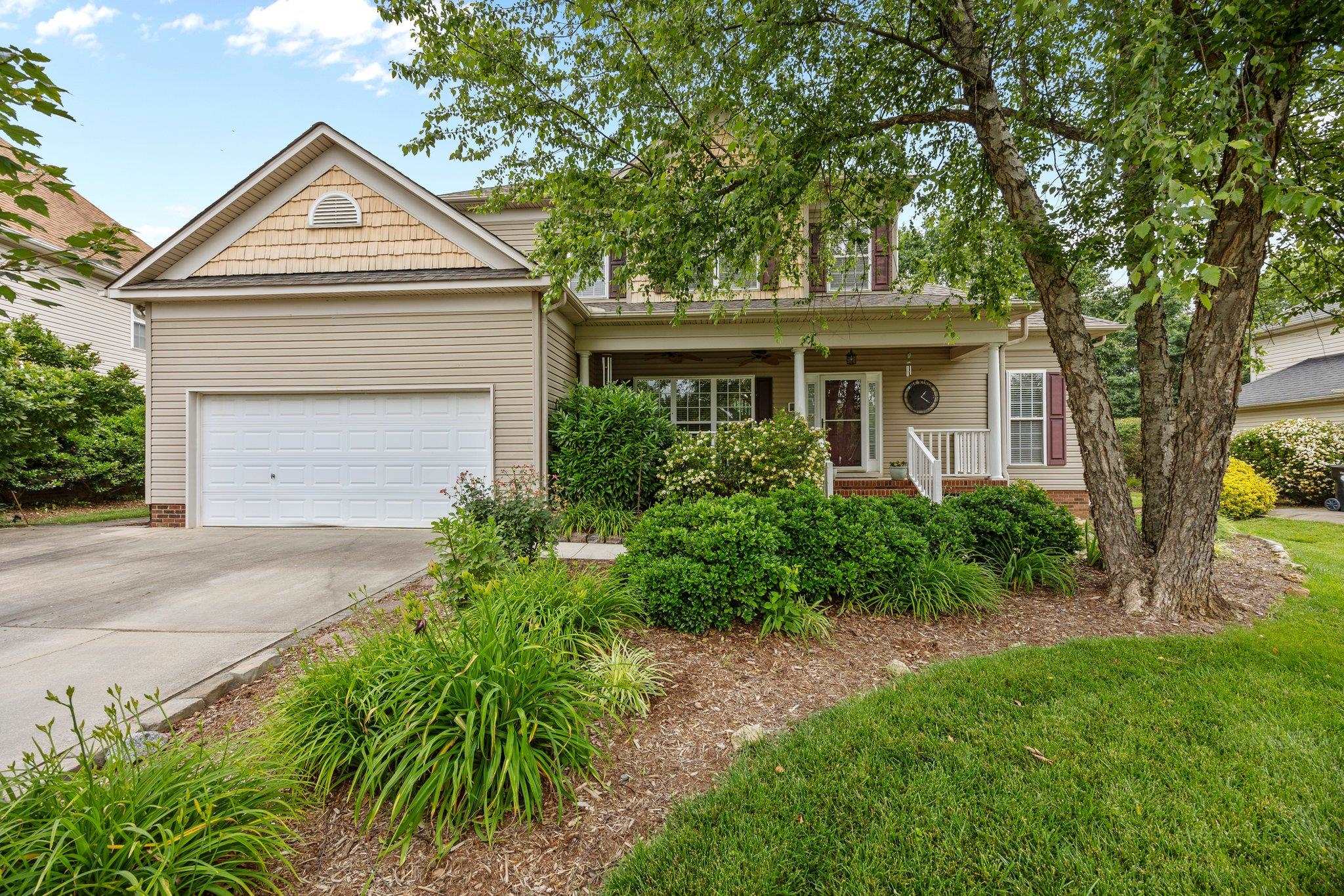 6533 NW Derby Lane