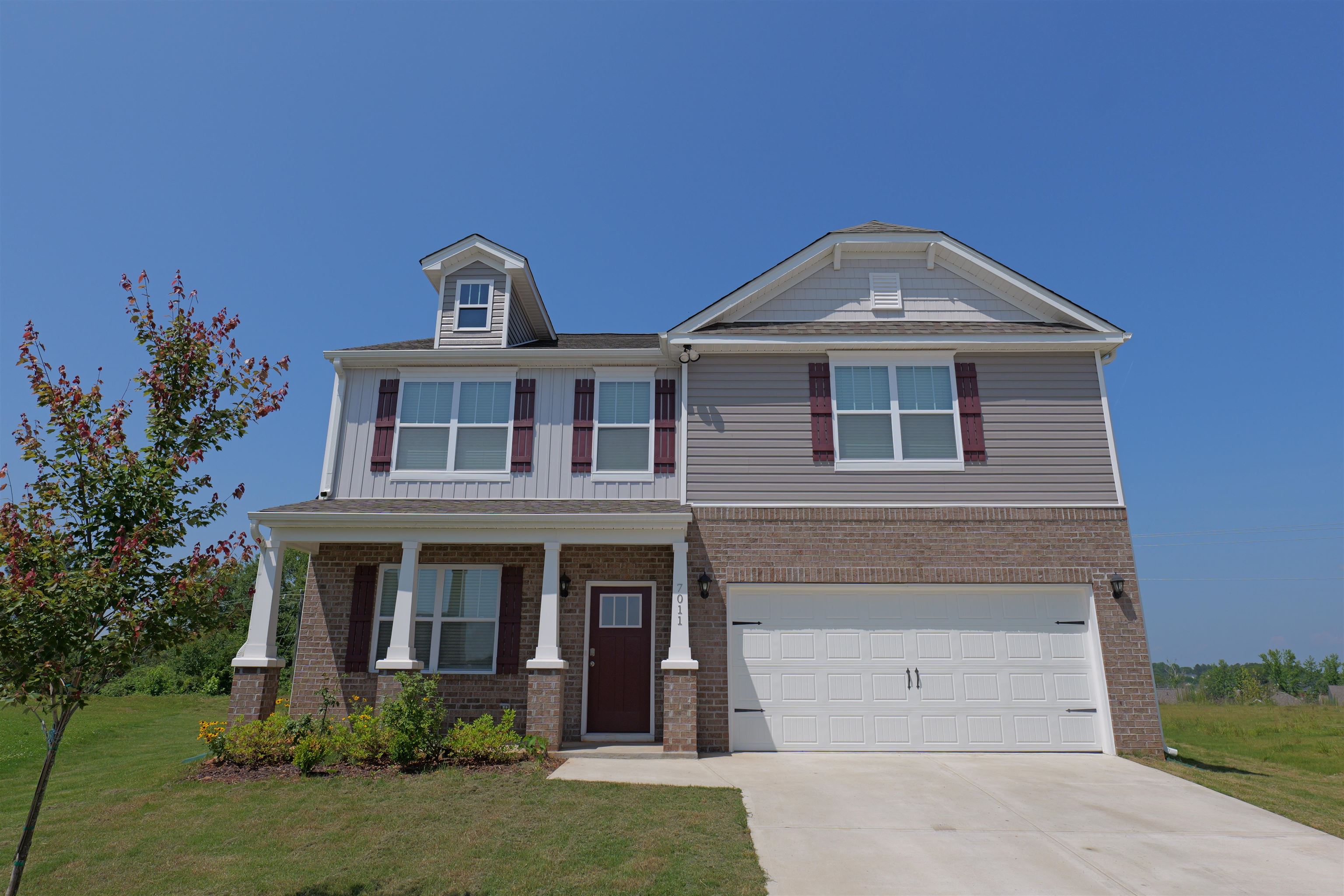 7011 Manse Court Property Photo 1