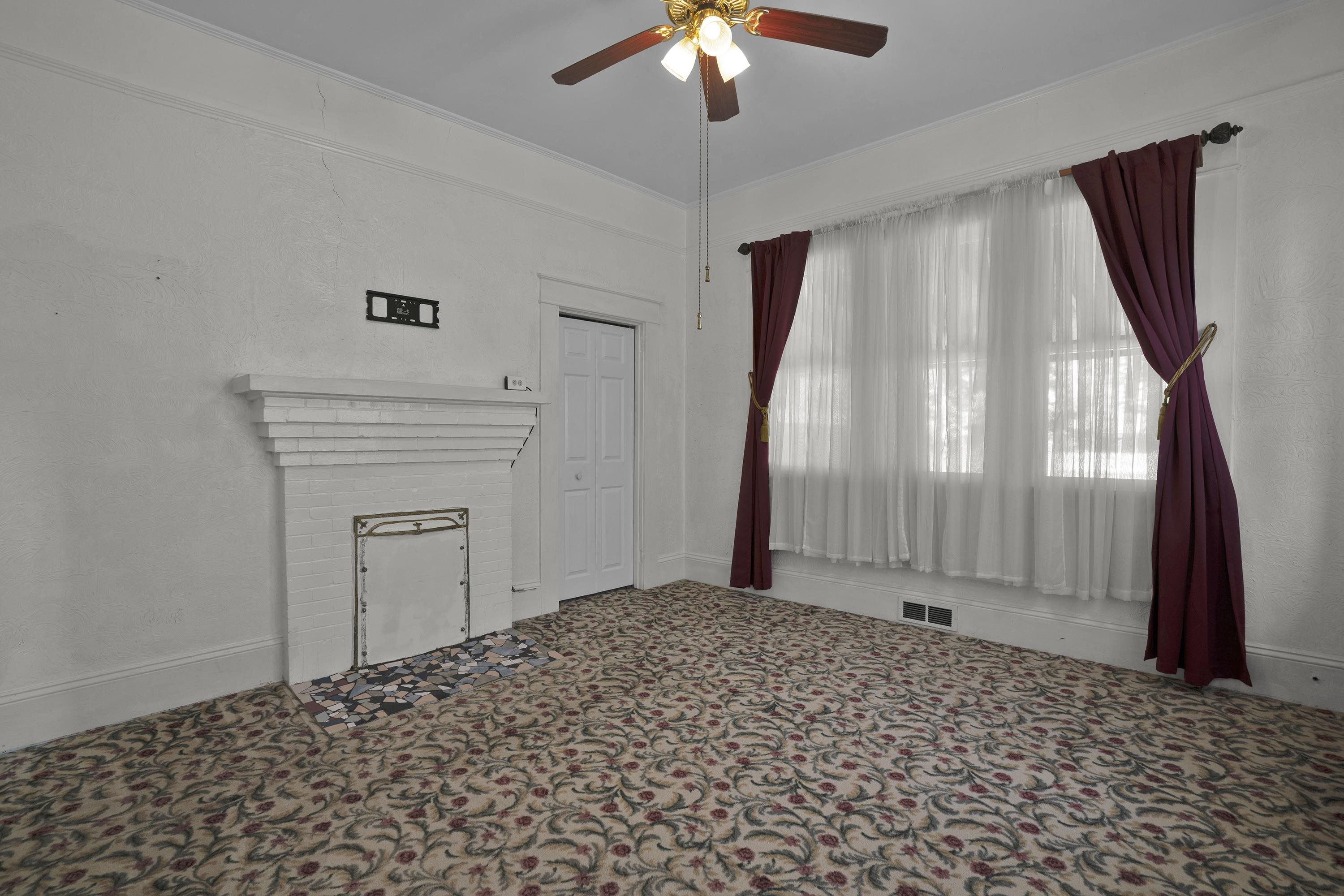 283 Hydrick Street Property Photo 15