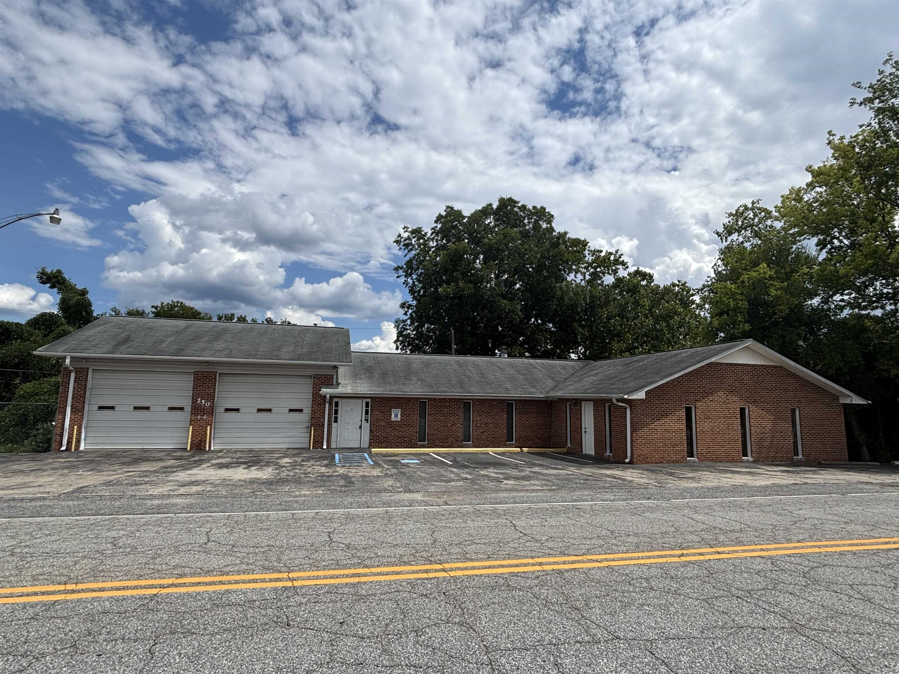 325399 Property Photo 1