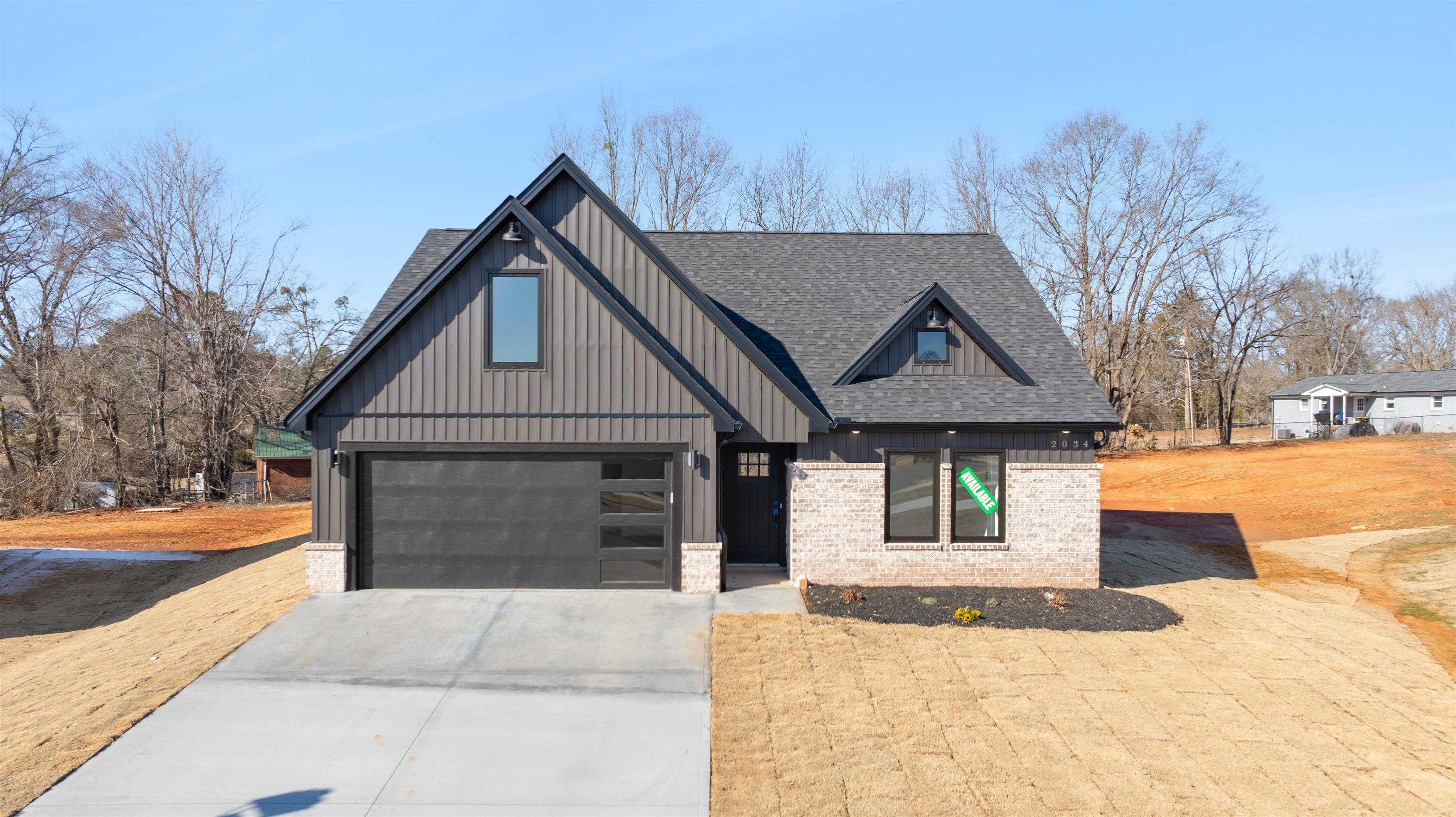 2034 Meadow Glen Court Property Photo 1