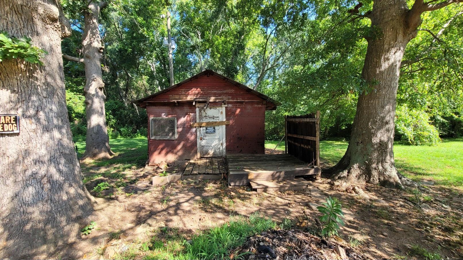 325679 Property Photo 9
