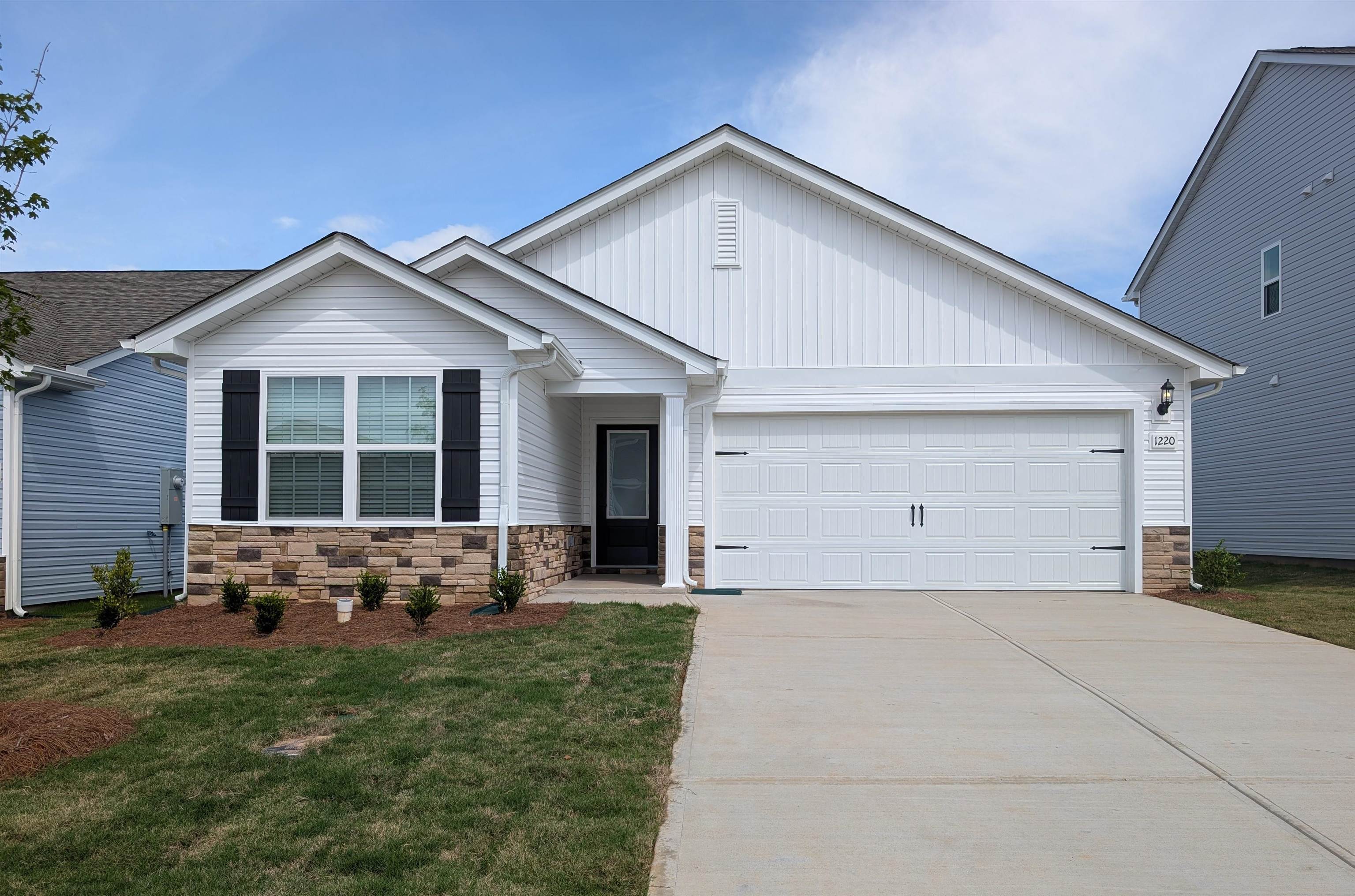 1220 Crested Iris Street Property Photo 1