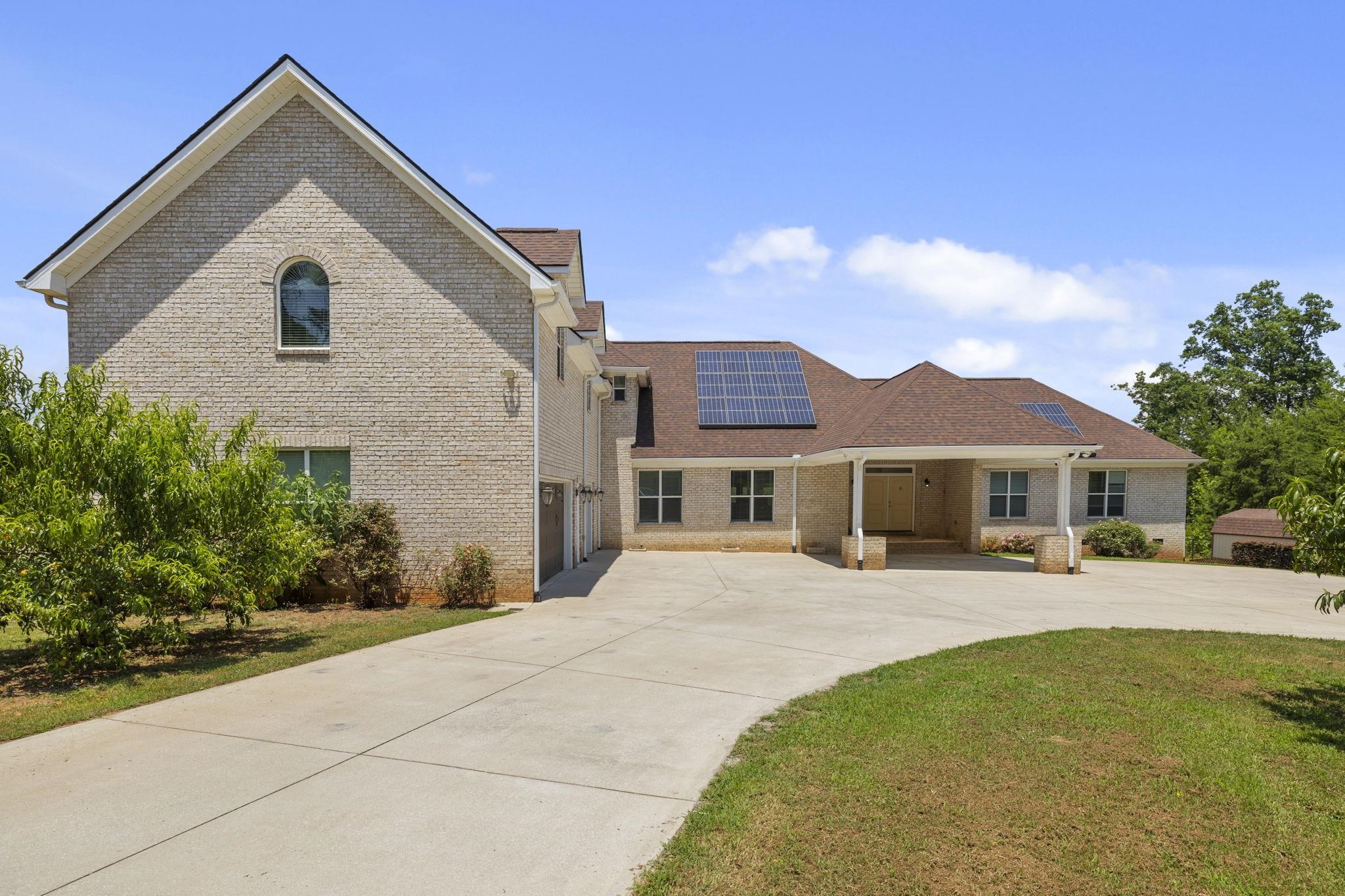 6735 Highway 357 Property Photo 1