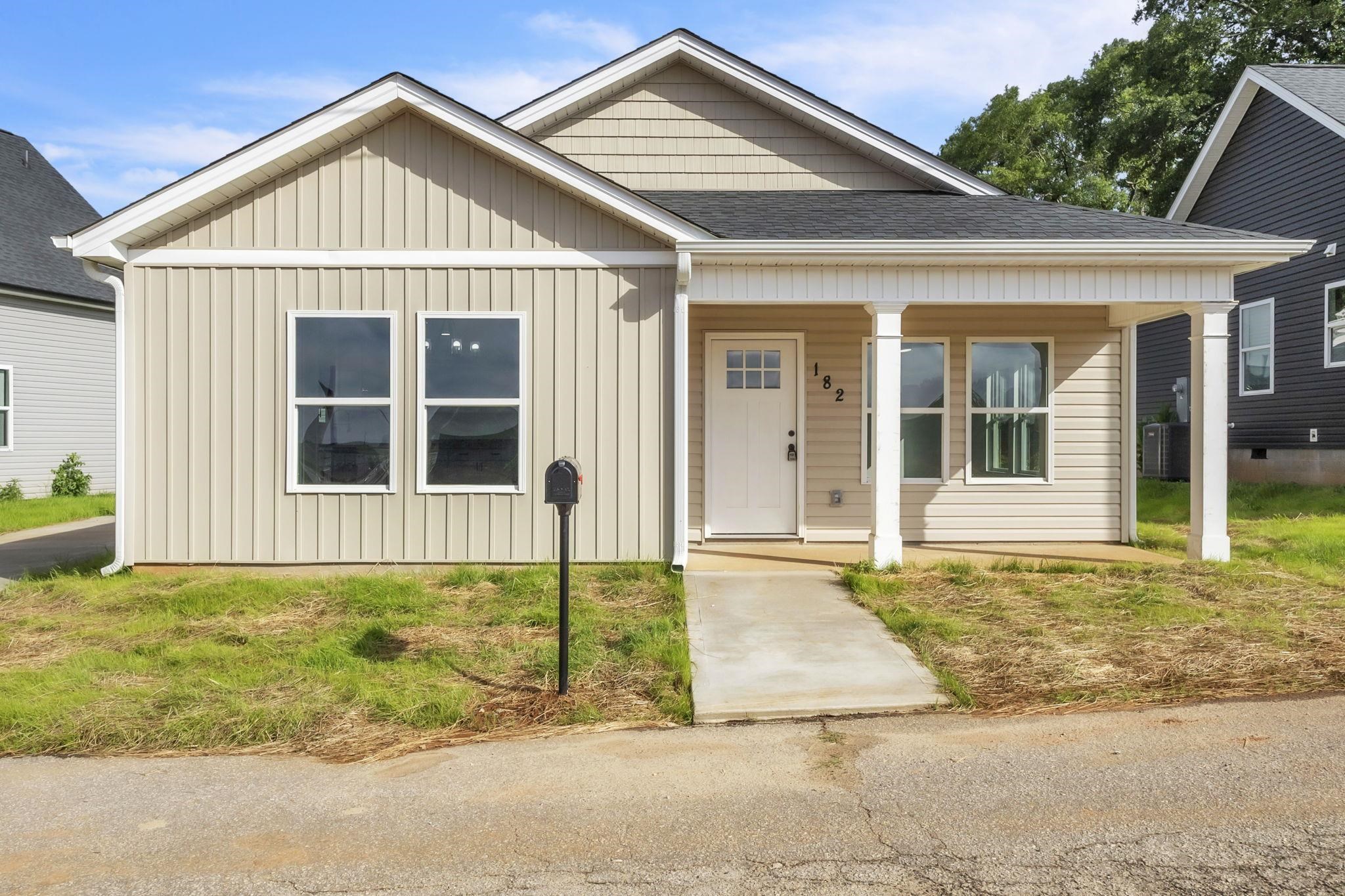 182 Ridge Street Property Photo 1