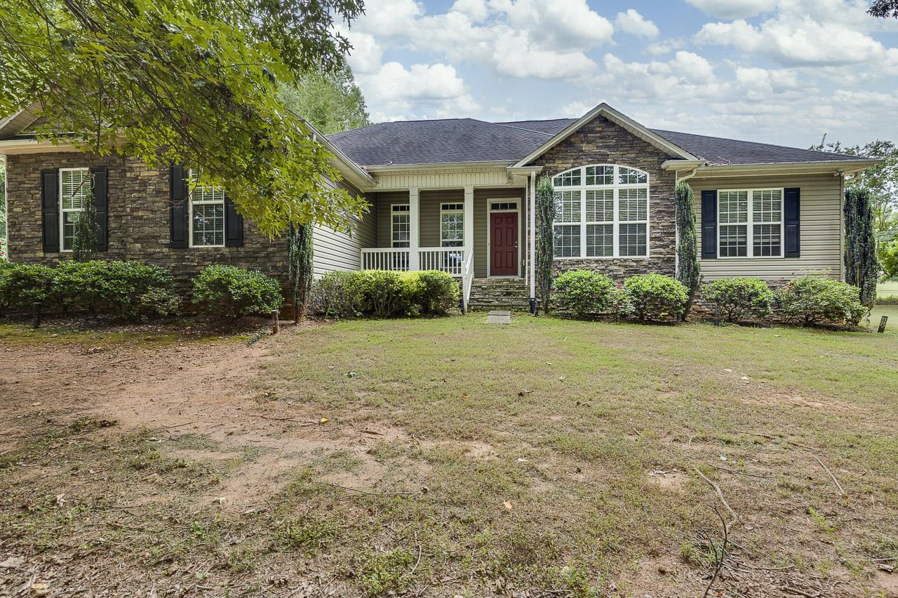 155 Pinewood Lane Property Photo 1
