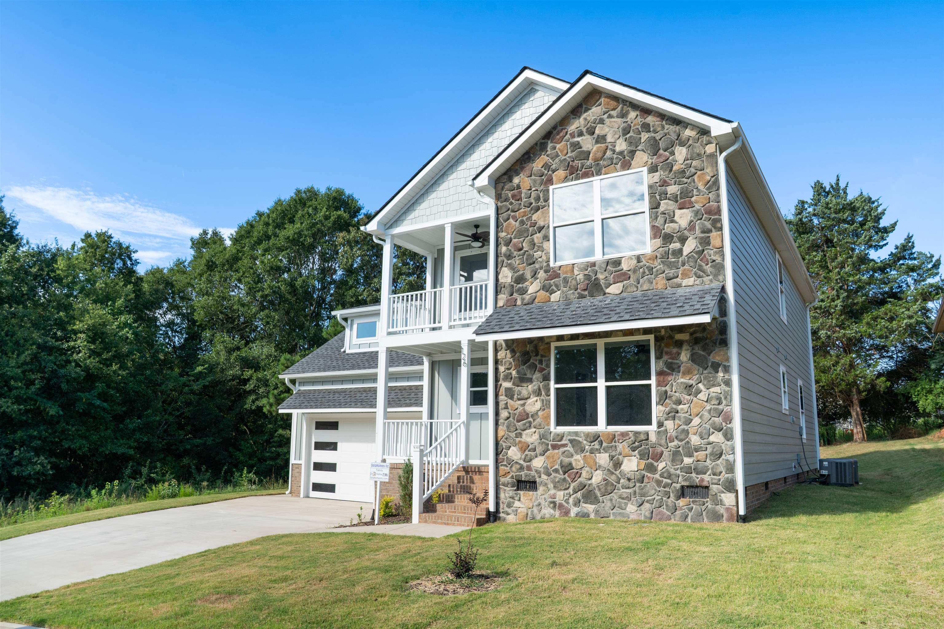 126 Paisley Promenade Property Photo 3
