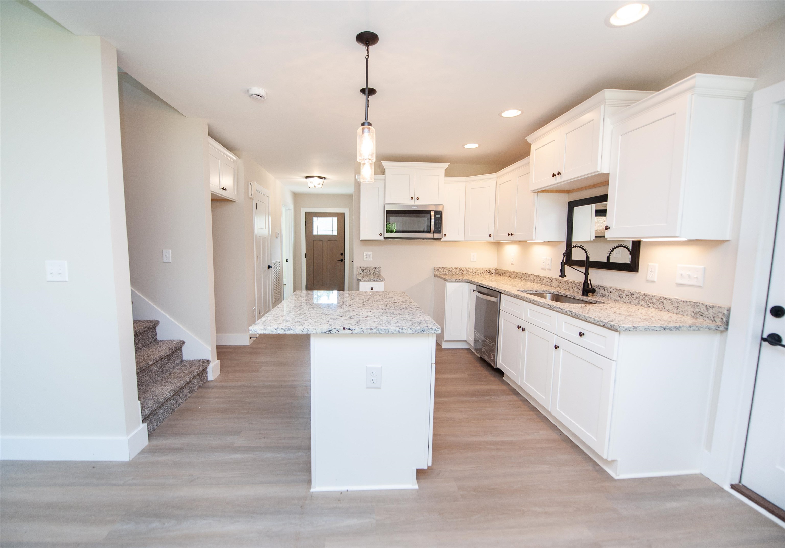 126 Paisley Promenade Property Photo 4