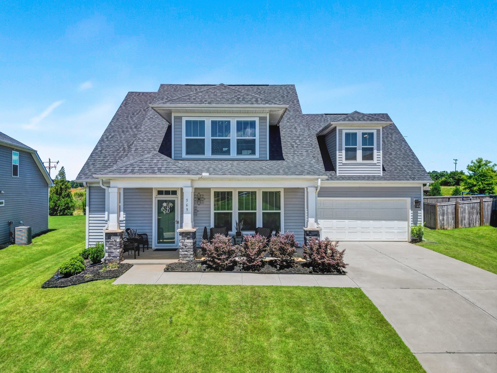 569 Fenwick Drive Property Photo 1