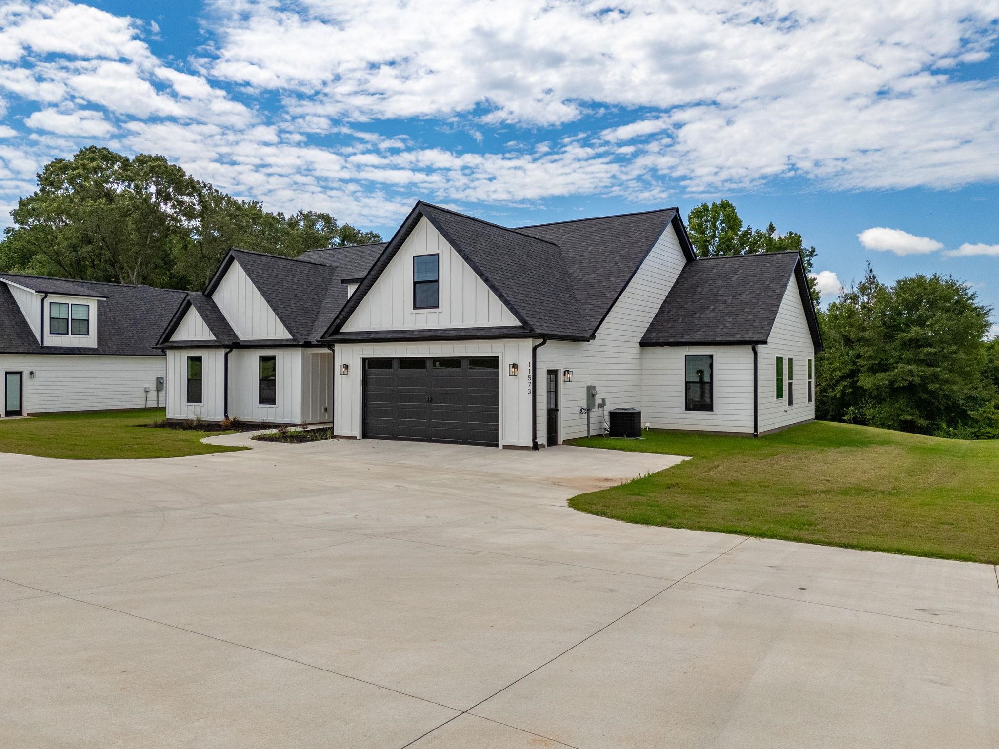 11573 New Cut Road Property Photo 3