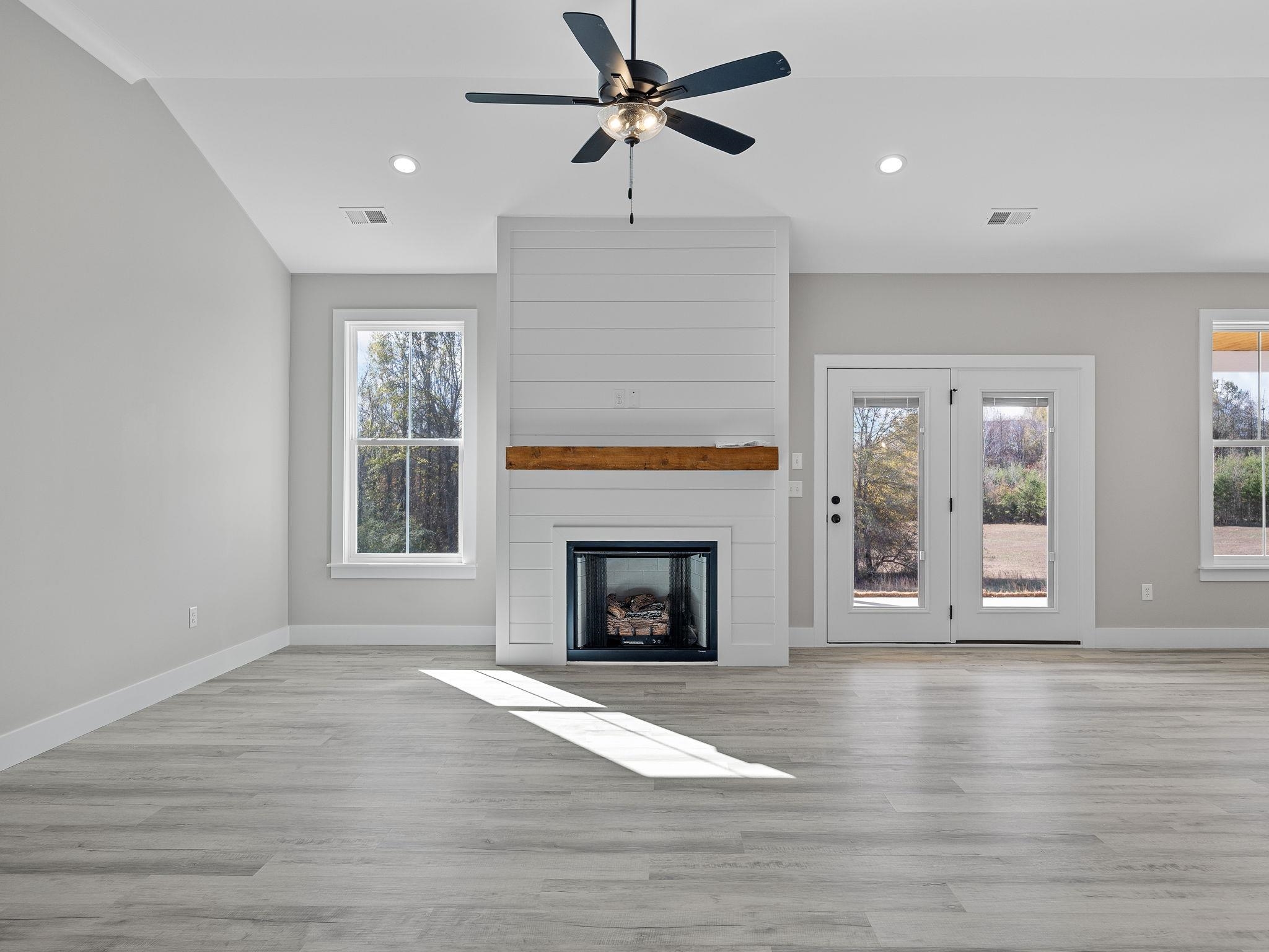 11573 New Cut Road Property Photo 9