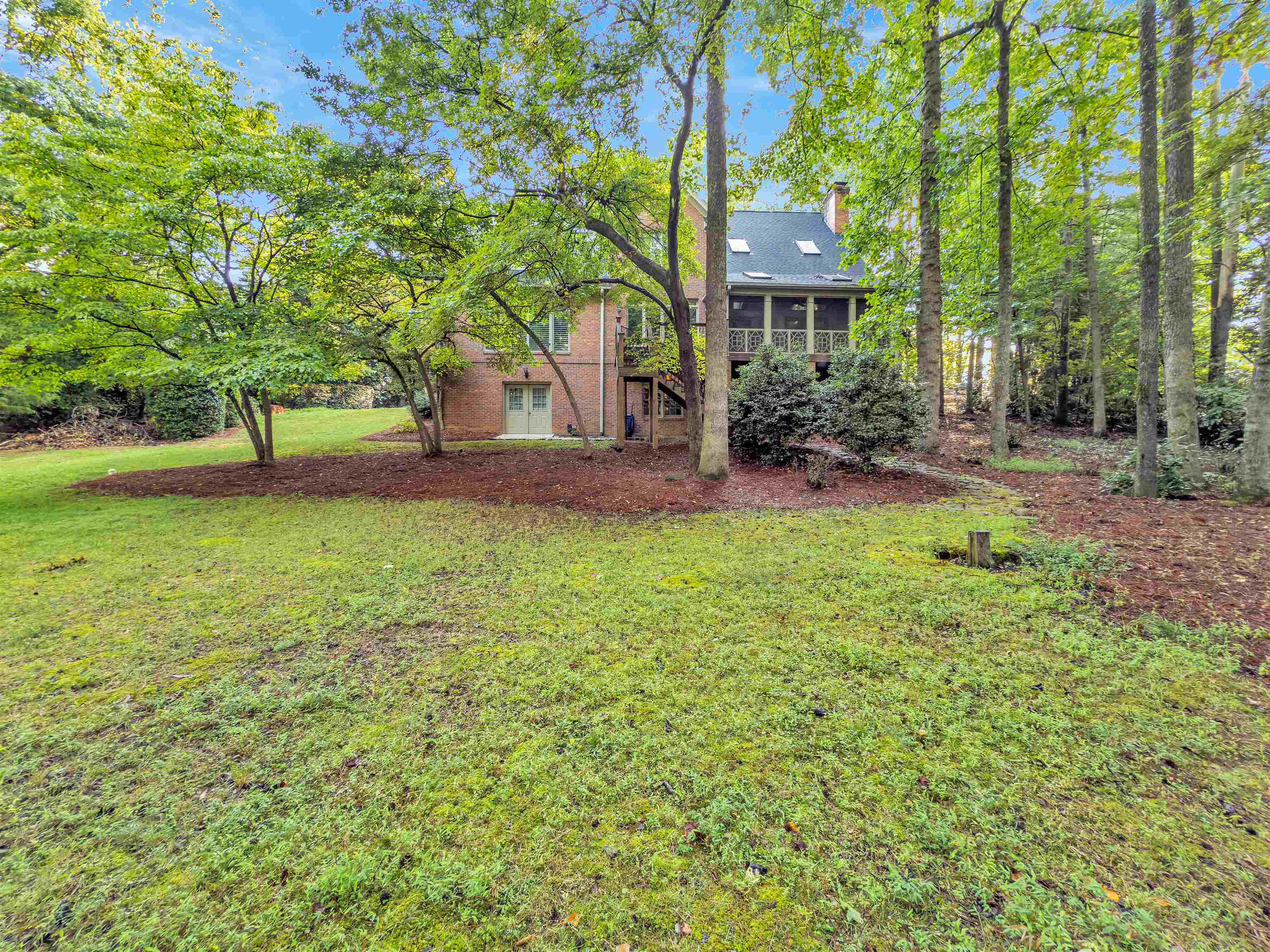 388 Pinehurst Drive Property Photo 27