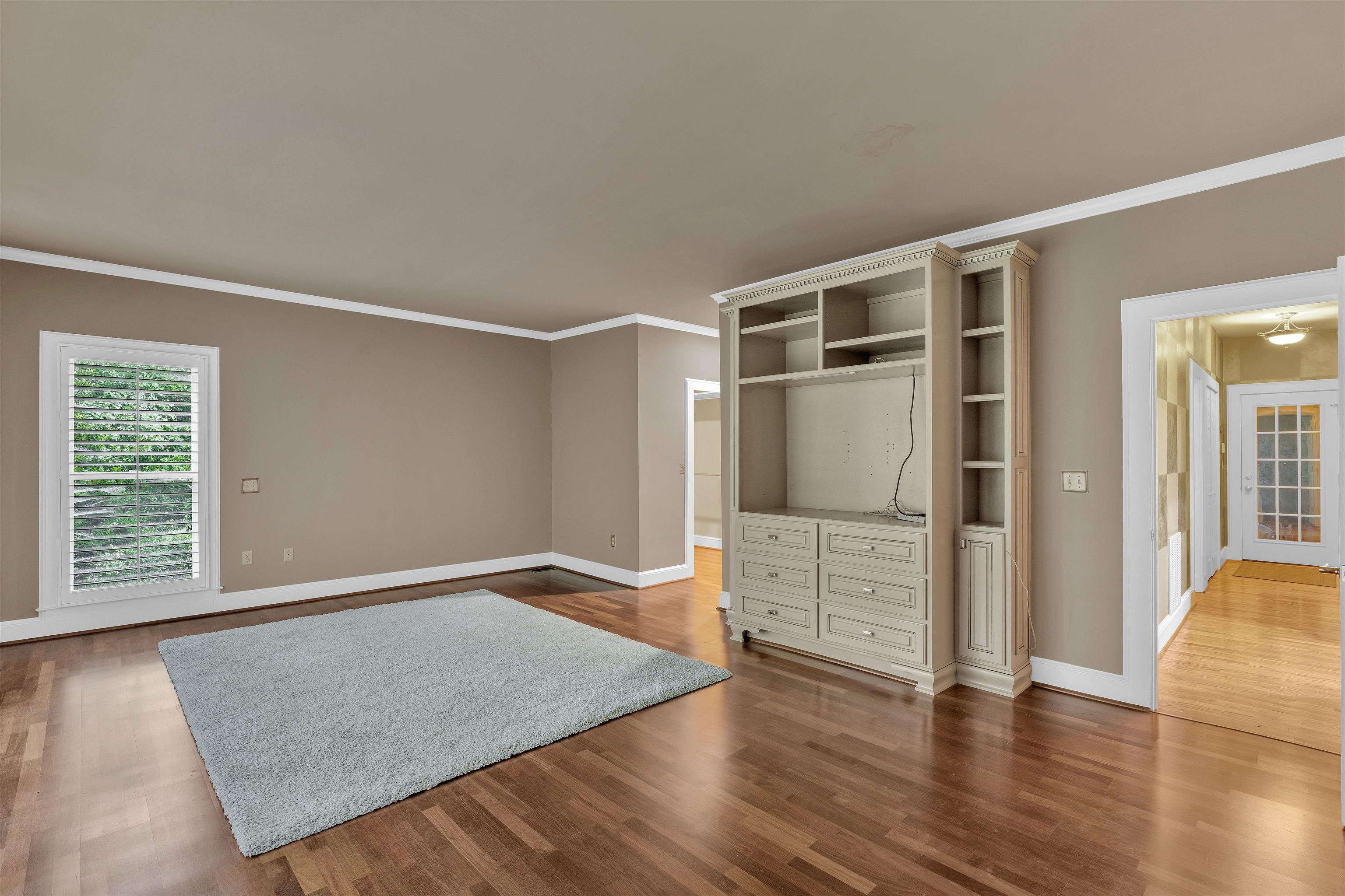 388 Pinehurst Drive Property Photo 36