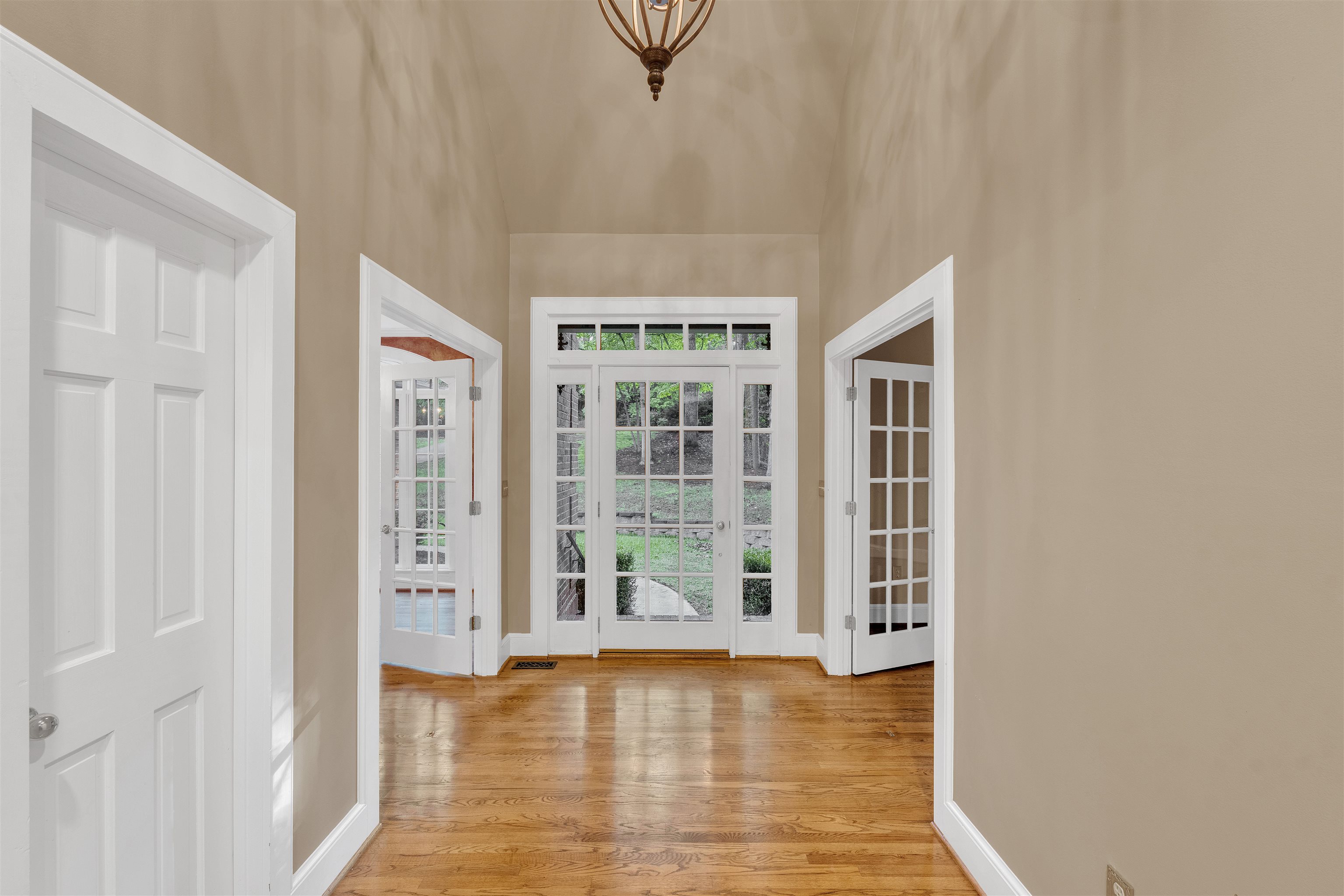 388 Pinehurst Drive Property Photo 48