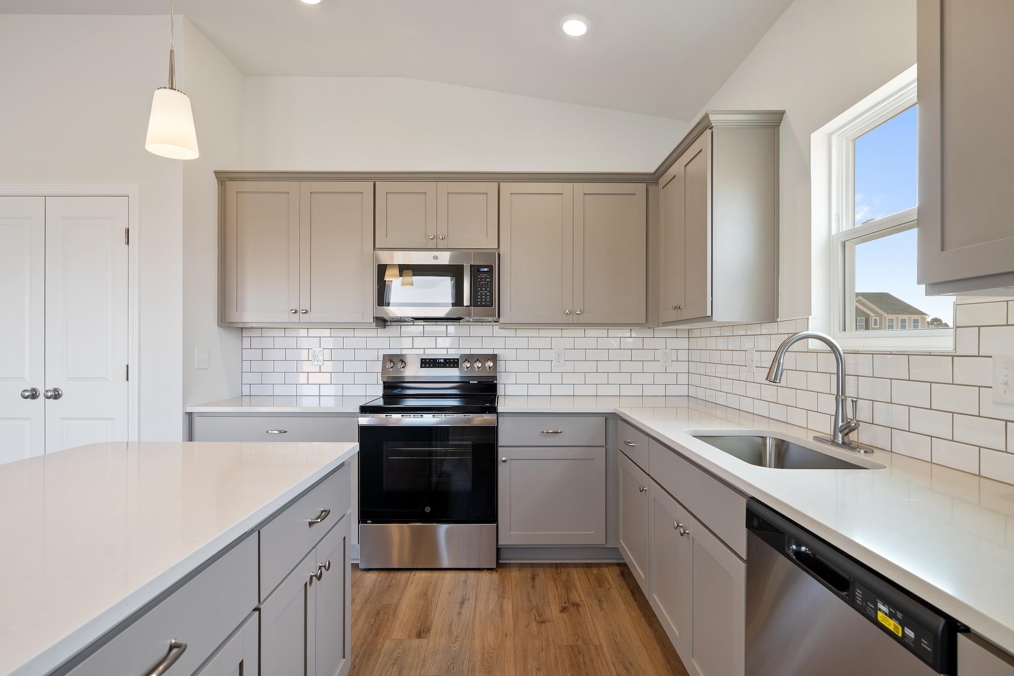 410 Dodger Avenue Property Photo 14