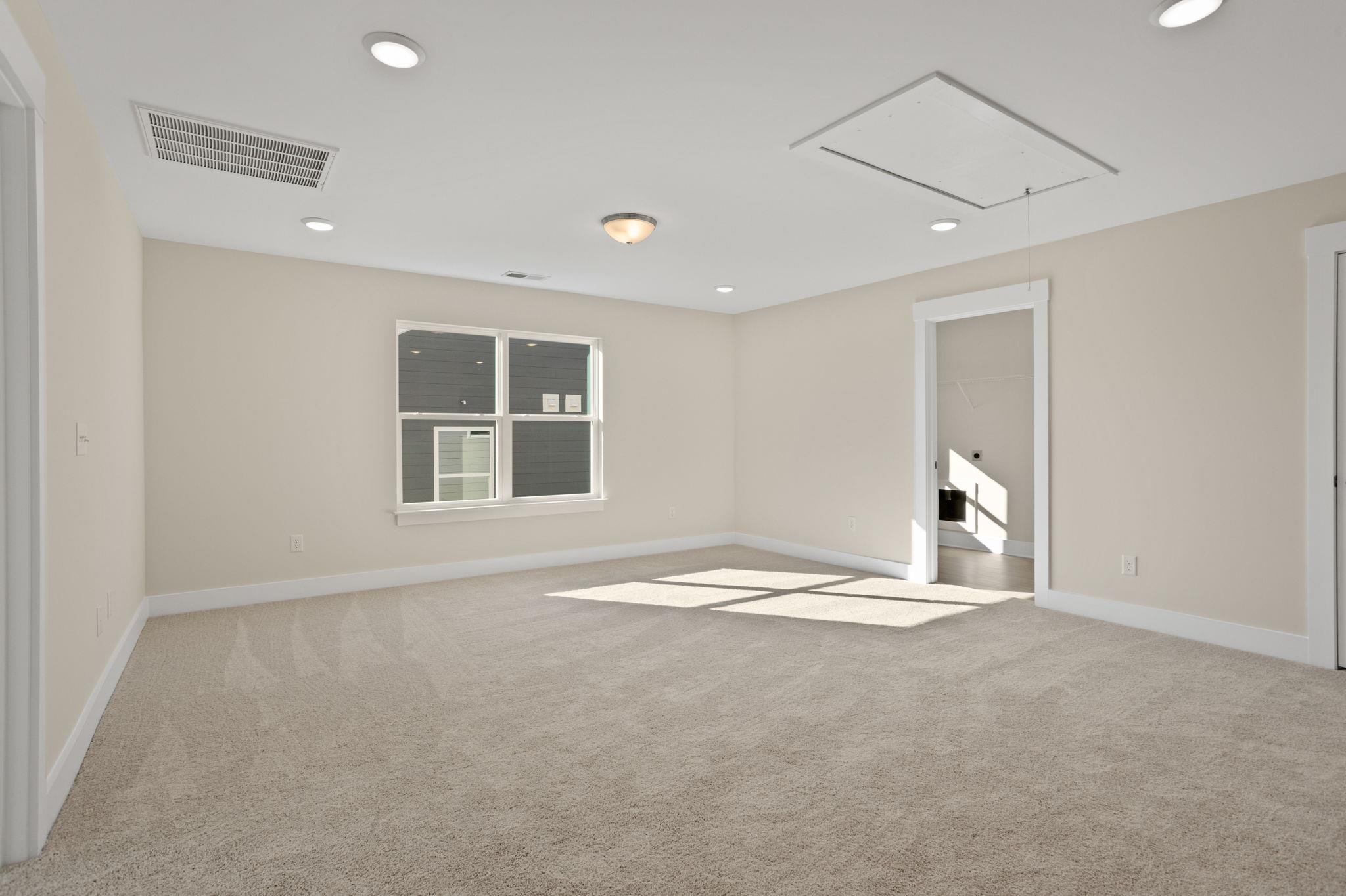 1716 Constitution Lane Property Photo 15