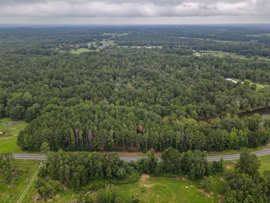 327935 Property Photo 4