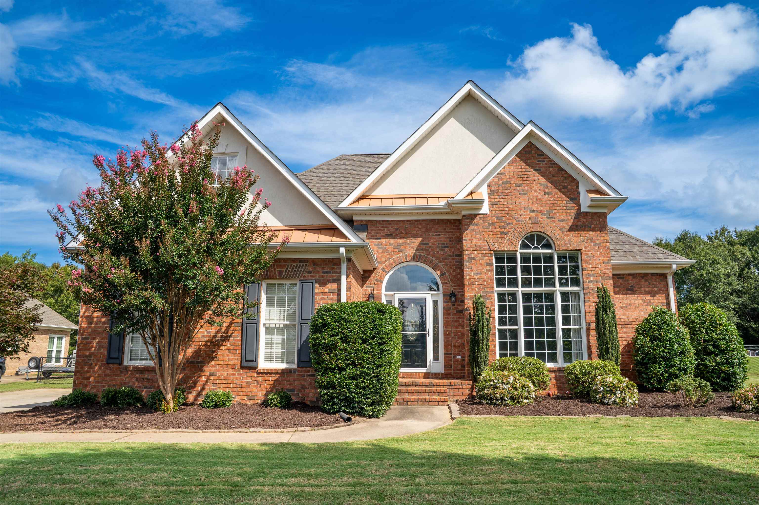 280 Heather Glen Drive Property Photo 1