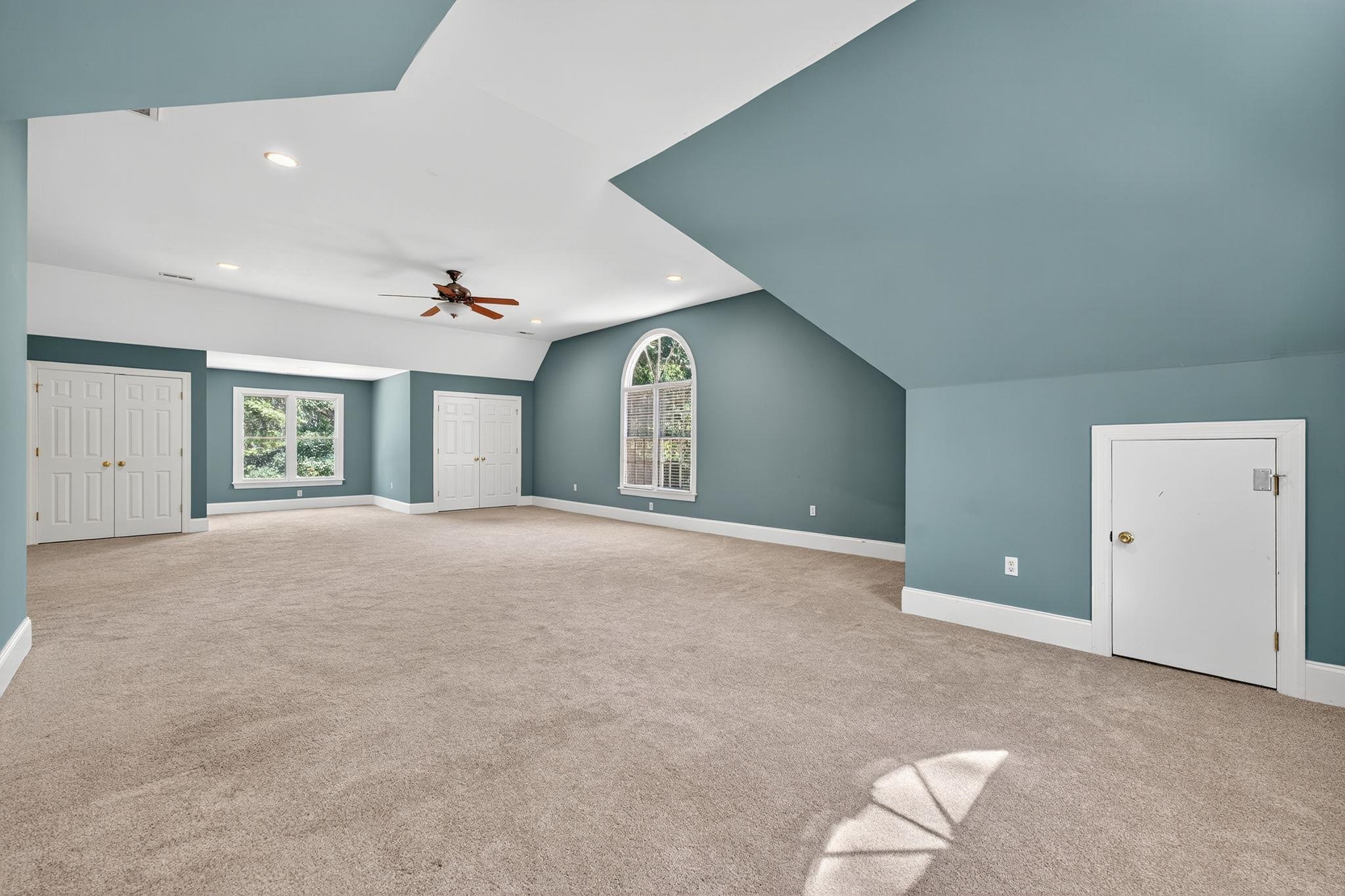228 Indian Wells Drive Property Photo 25