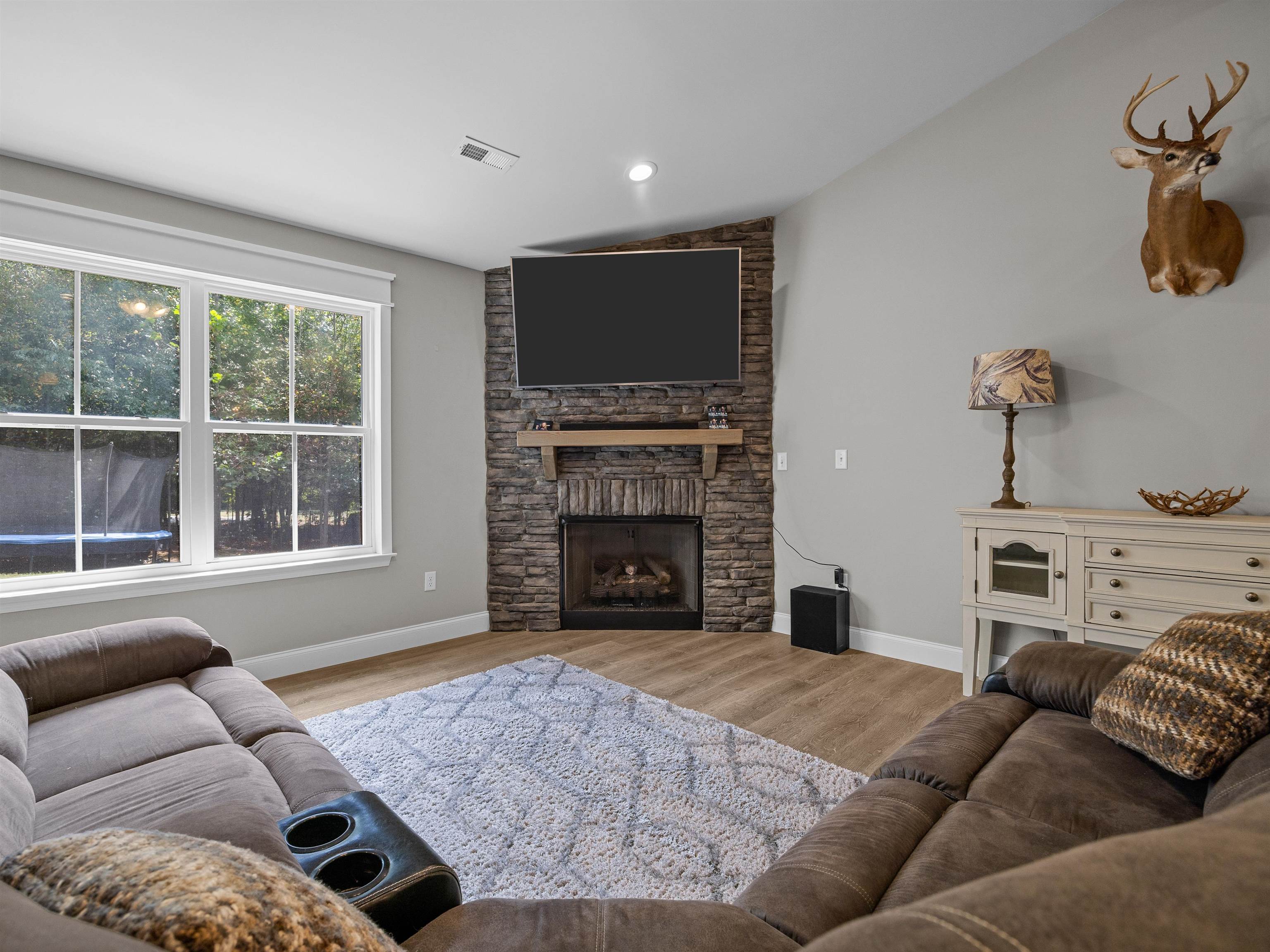 10938 Reidville Road Property Photo 6
