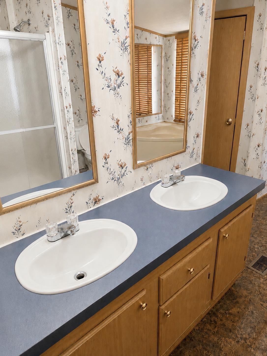 568 Quail Creek Rd Property Photo 8