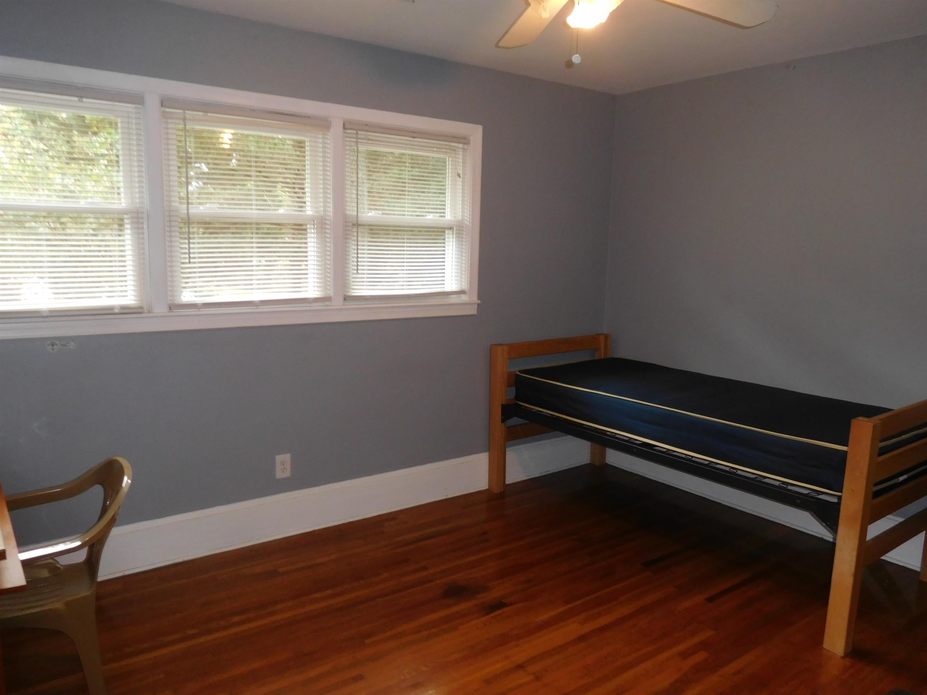 101 Lansdell Drive Drive Property Photo 13