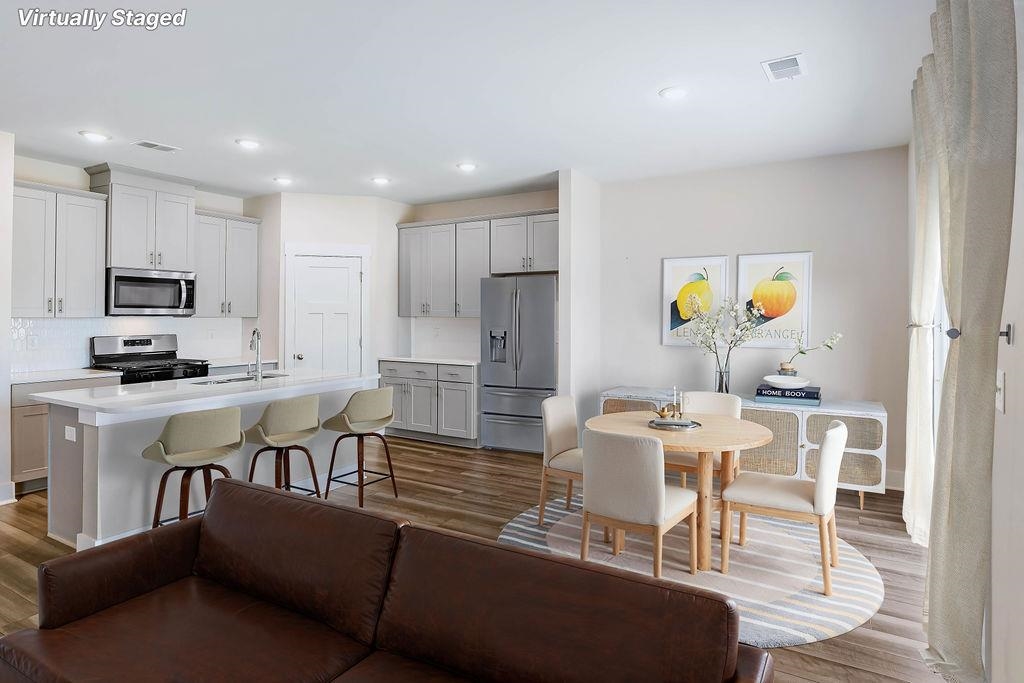 602 Splendid Place Property Photo 7