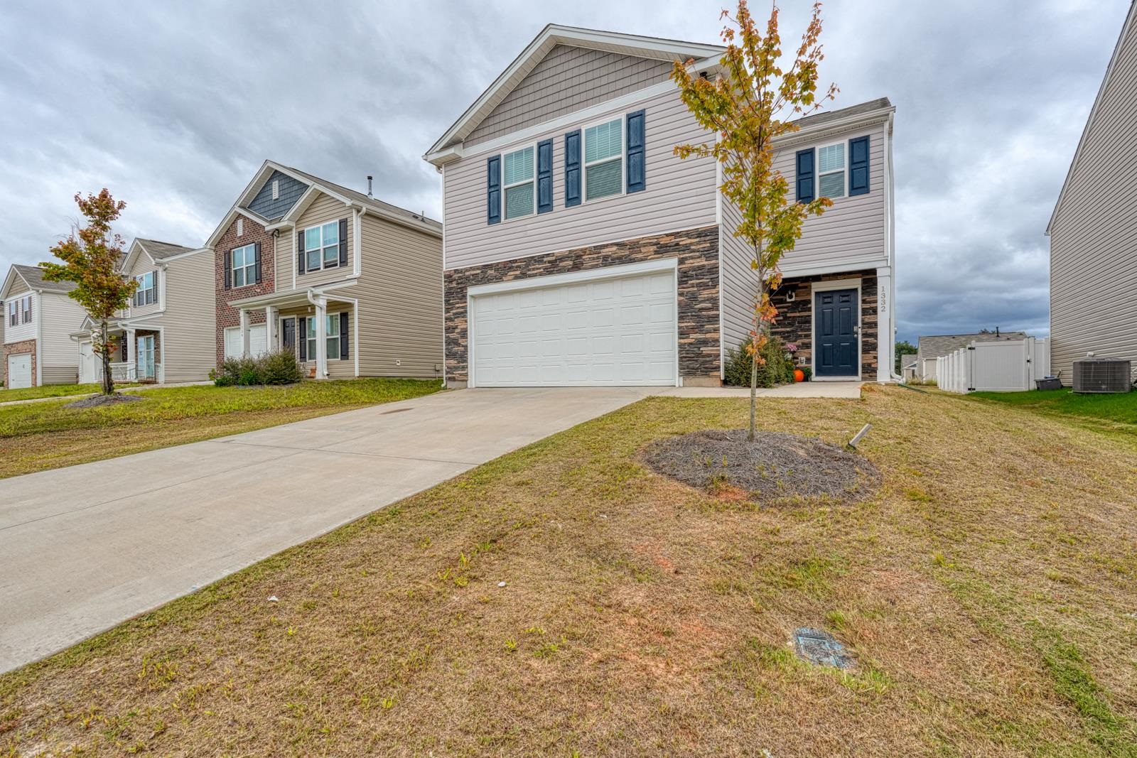 1332 Saddle Court Property Photo 3