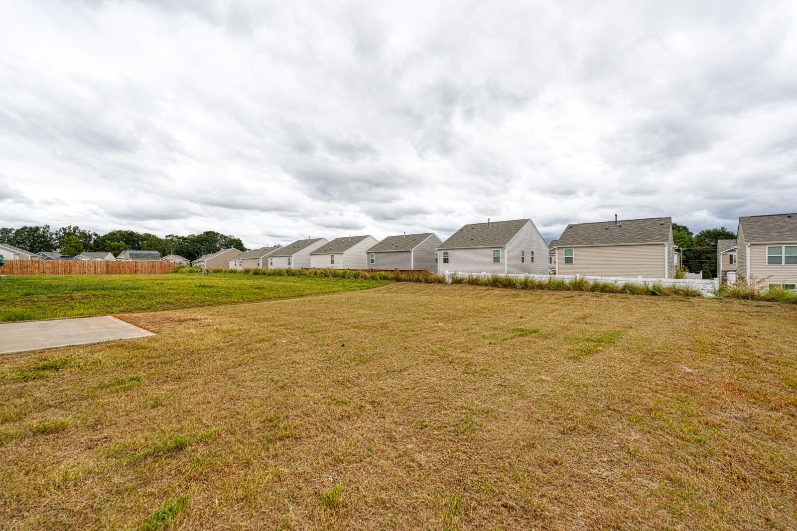 1332 Saddle Court Property Photo 42