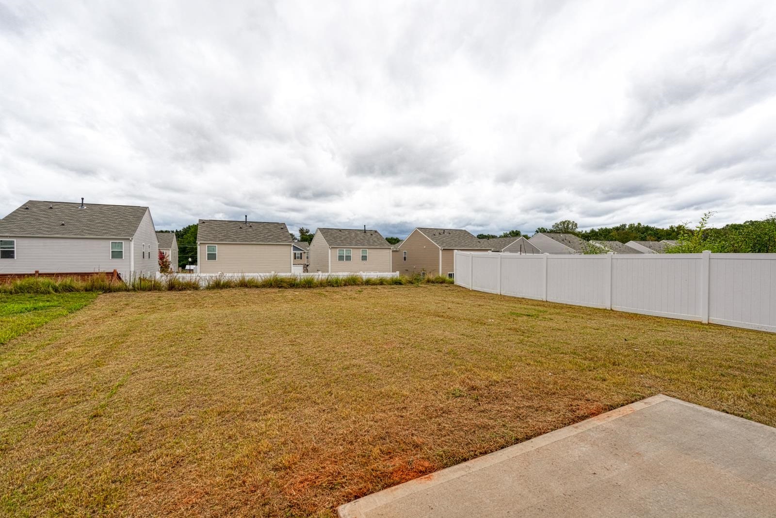 1332 Saddle Court Property Photo 43