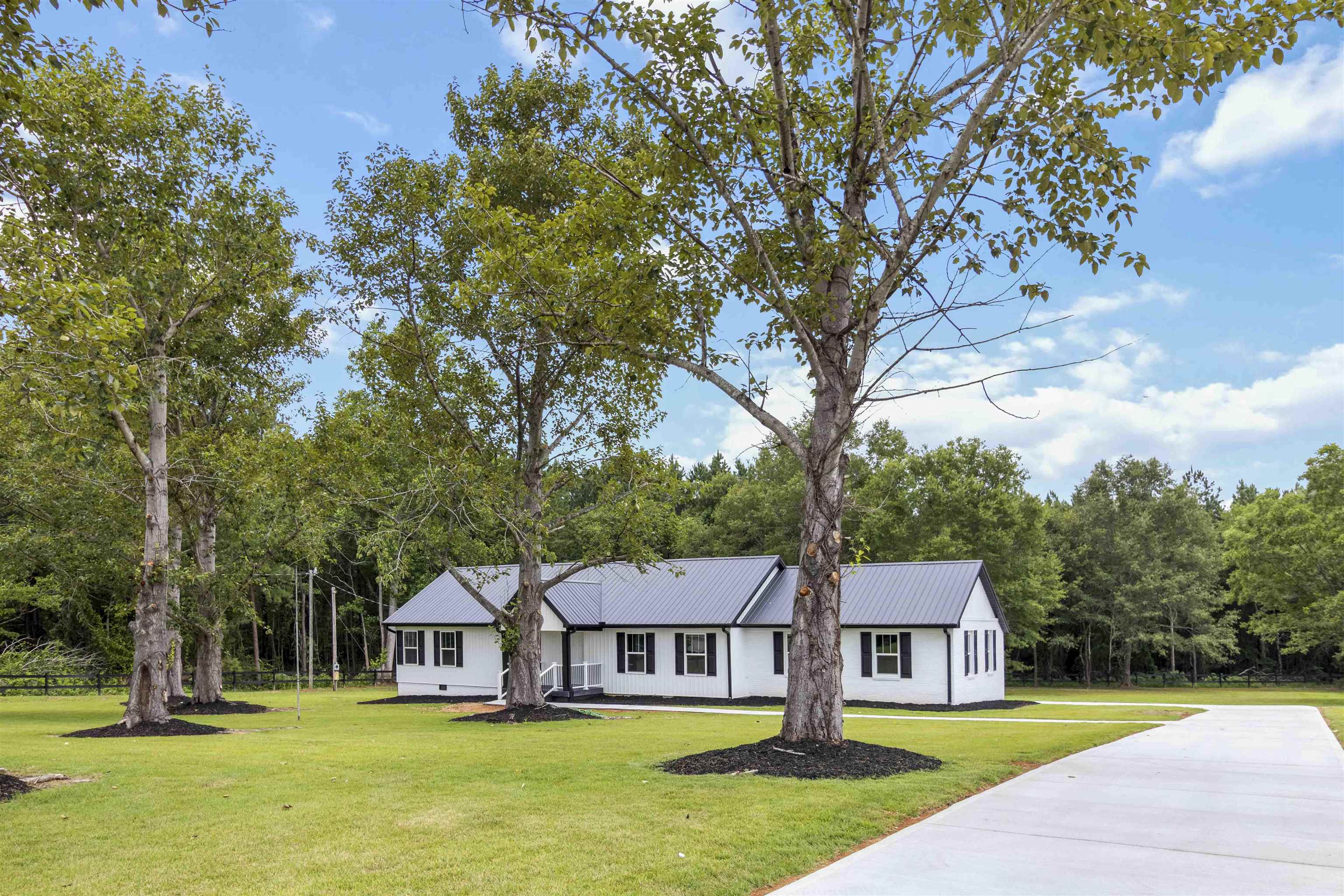 1620 Bishop Road Property Photo 3